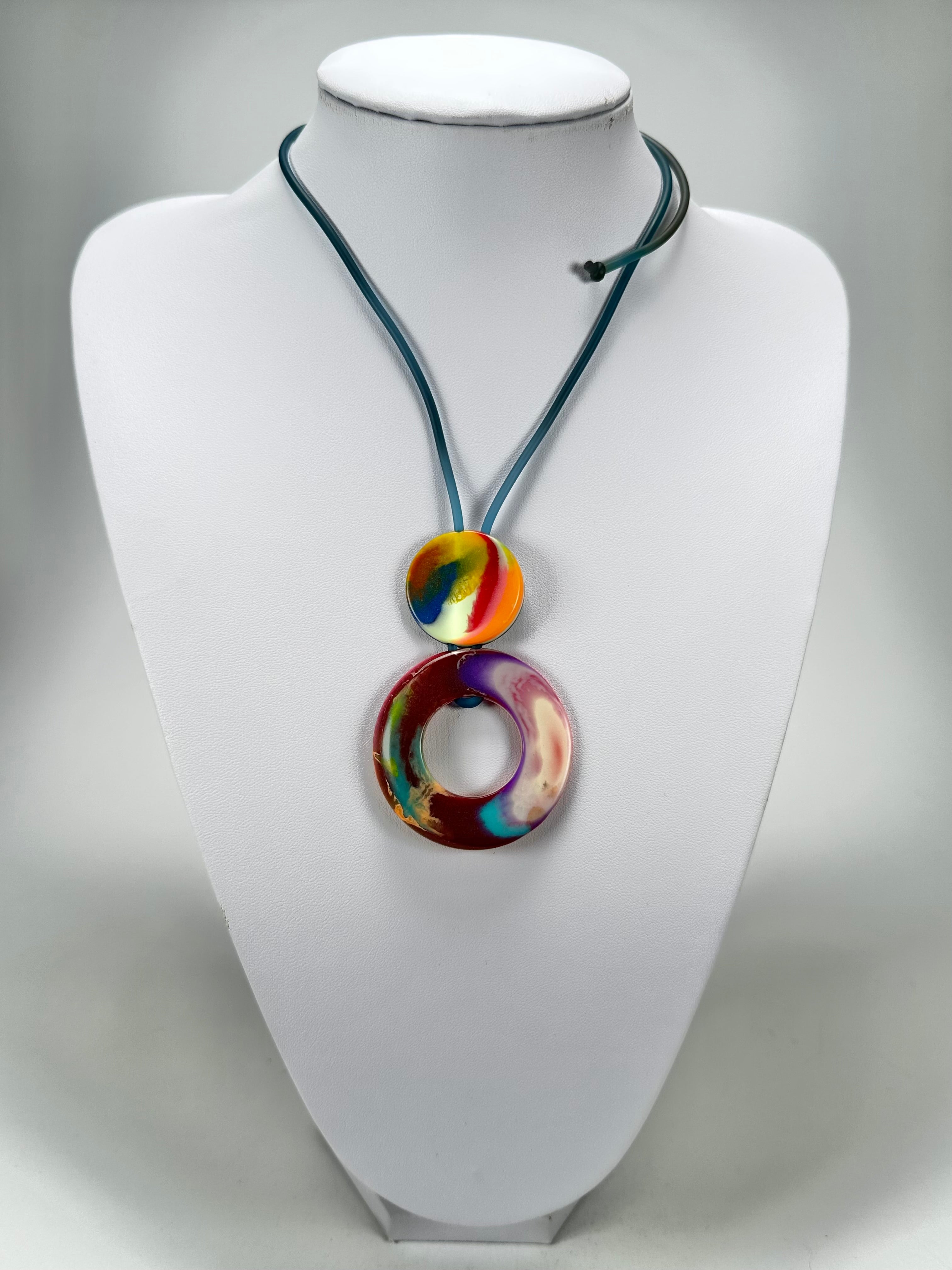 Jackie Brazil "Baby" Kandinsky Tropicalia Disc On Rubber Cord Resin Necklace ( N2364 )
