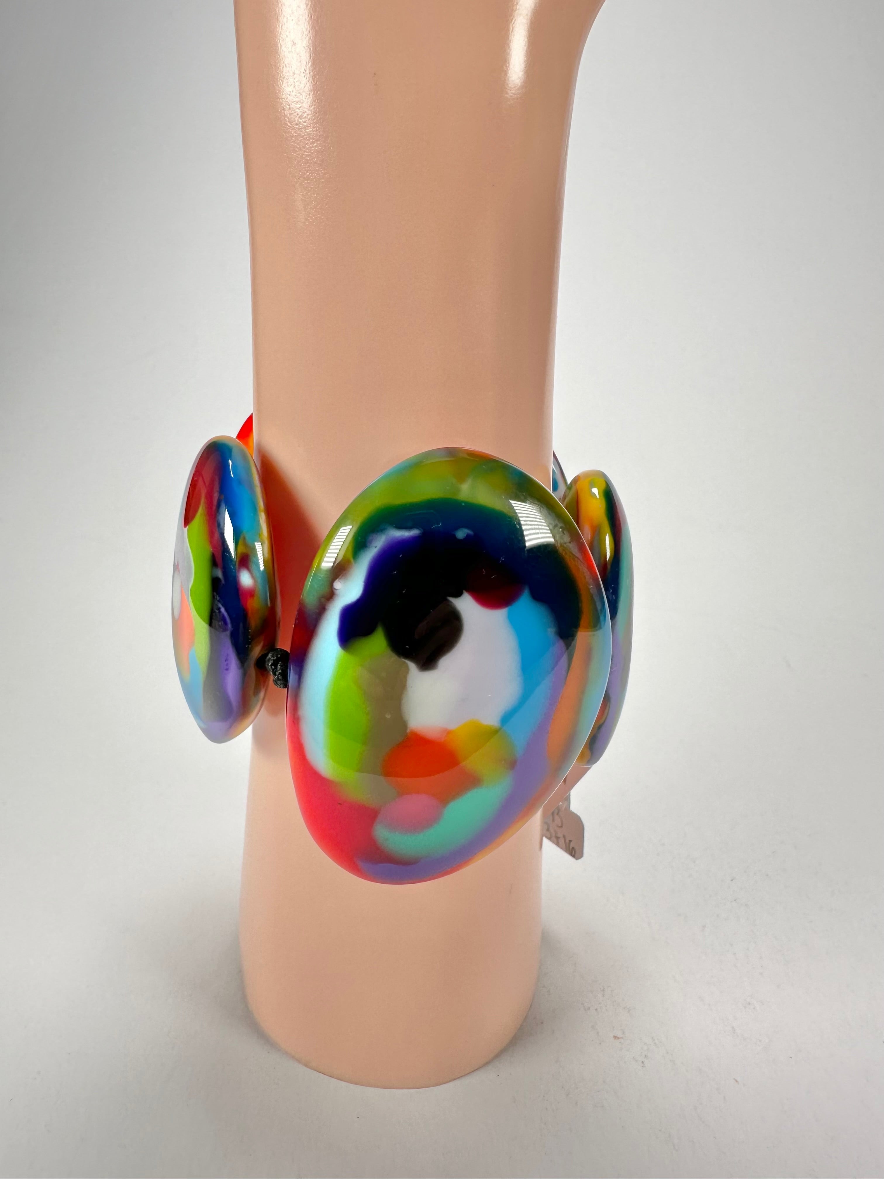 Jackie Brazil "Riverstones" Kandinsky Large Flat Stones On Elastic Bracelet ( B3716 )