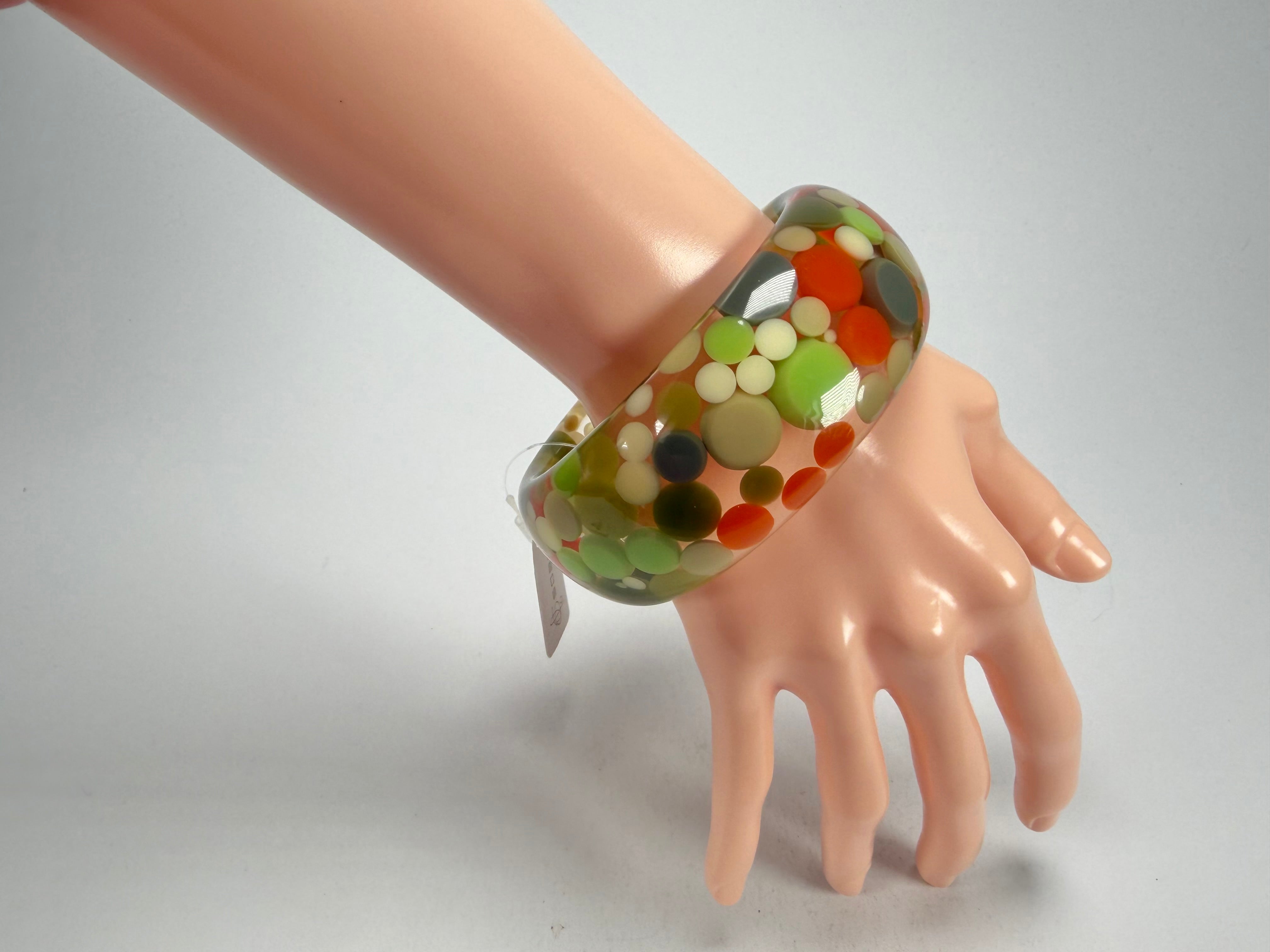Jackie Brazil "Petit Balls" Green Mix Spots Solid Round Resin 3.4cm Bangle ( B2520 )