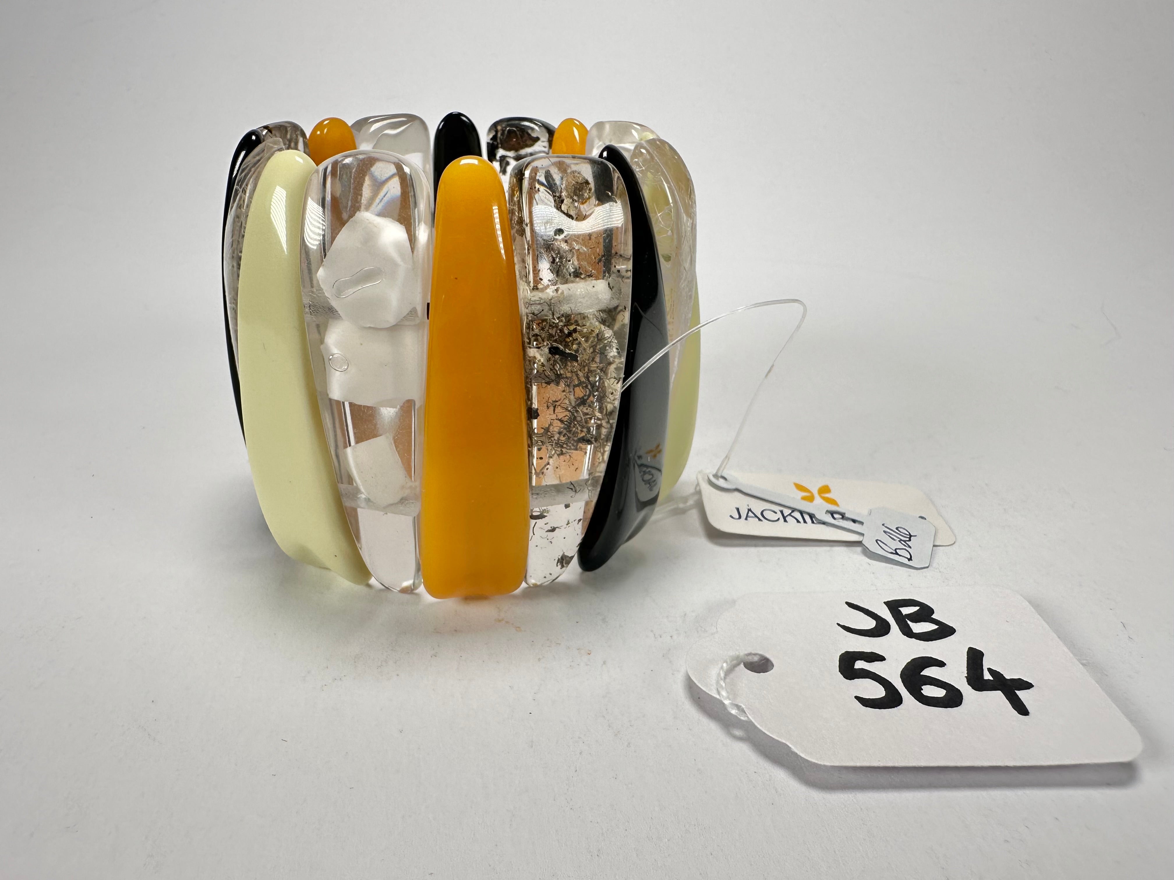 Jackie Brazil "Tulip" Seasons Elasticated Bracelet ( B0026 )