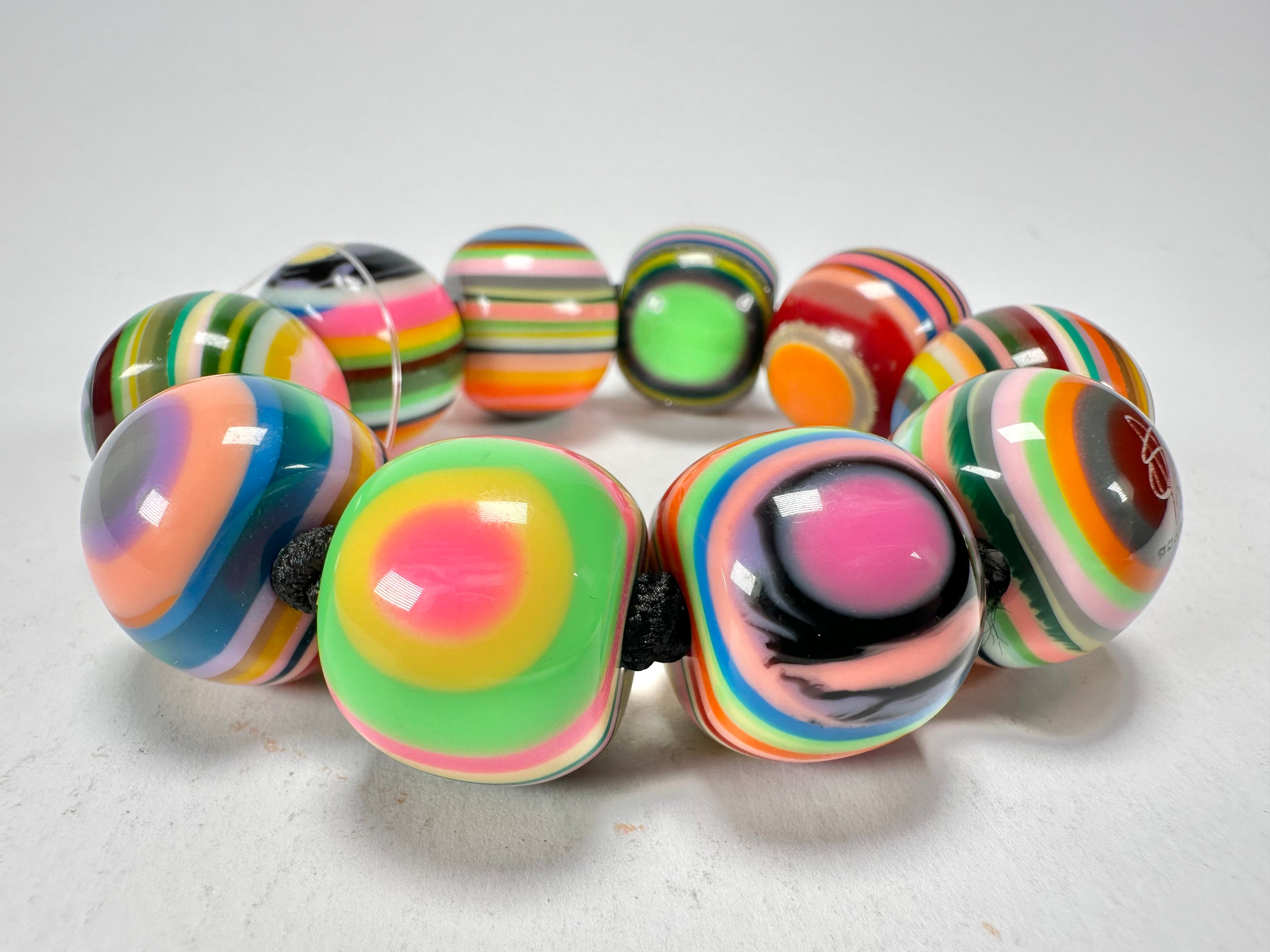 Jackie Brazil "Cat Eyes" Liquorice Allsorts Balls Mix Colours Resin Bracelet ( B0885 )