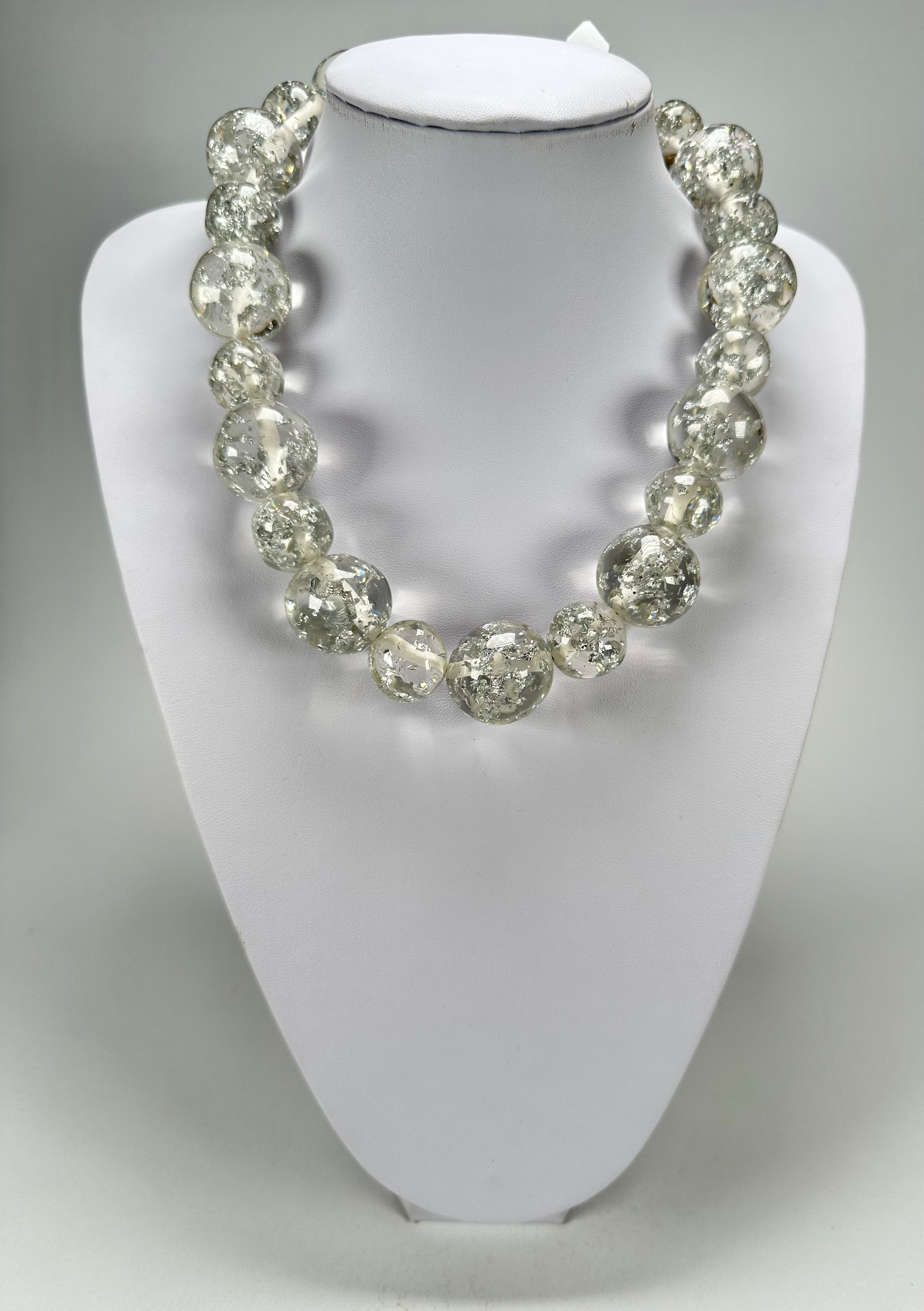 Jackie Brazil "Large spheres"  Short Abstract Silver Flakes Necklace 50cm ( N2692 )