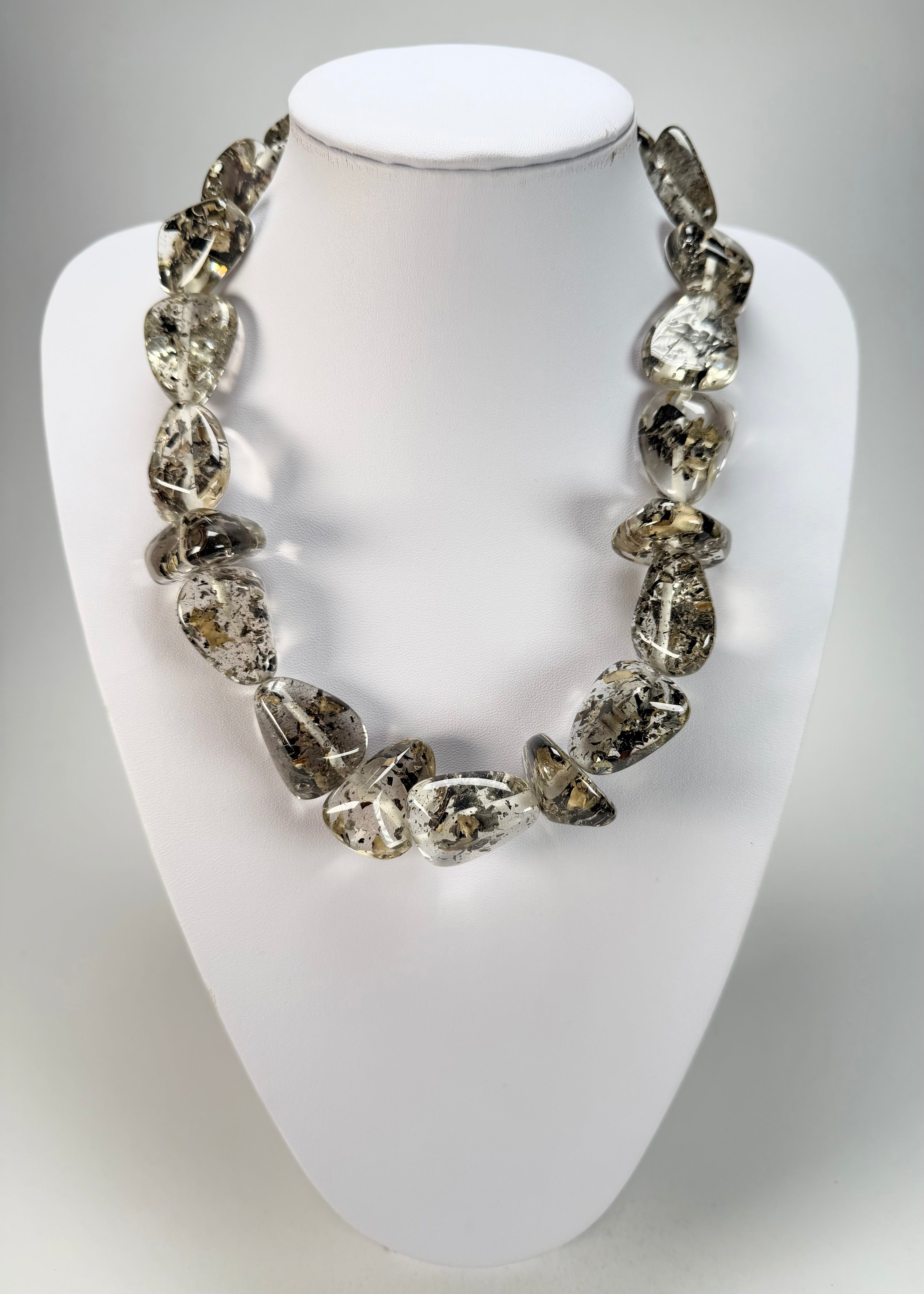 Jackie Brazil "Diamonds" Seaweed Flintstone Bone 55cm Necklace ( N0061 )