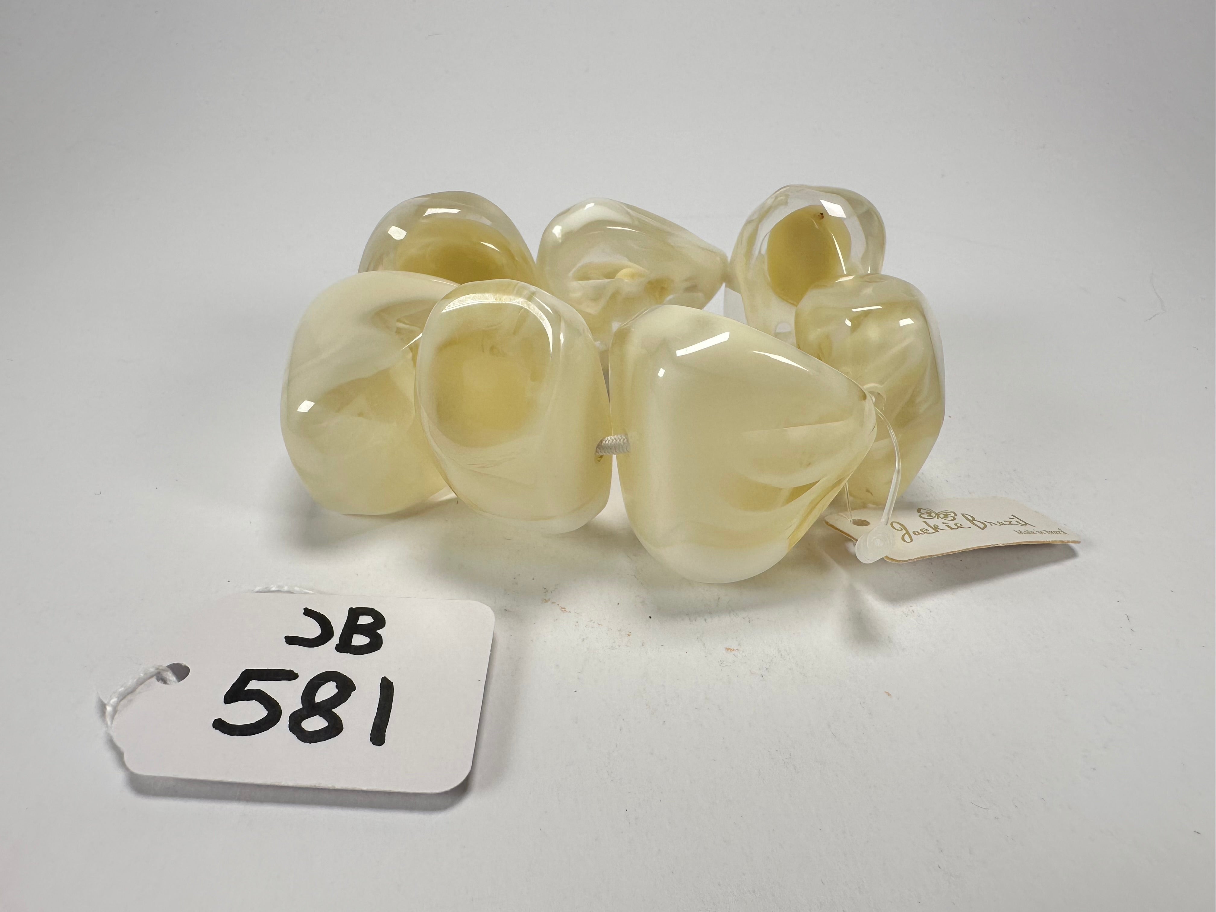 Jackie Brazil "Vesubio" Large Cusco Stones Cream Marble Elasticated Bracelet ( B1613 )