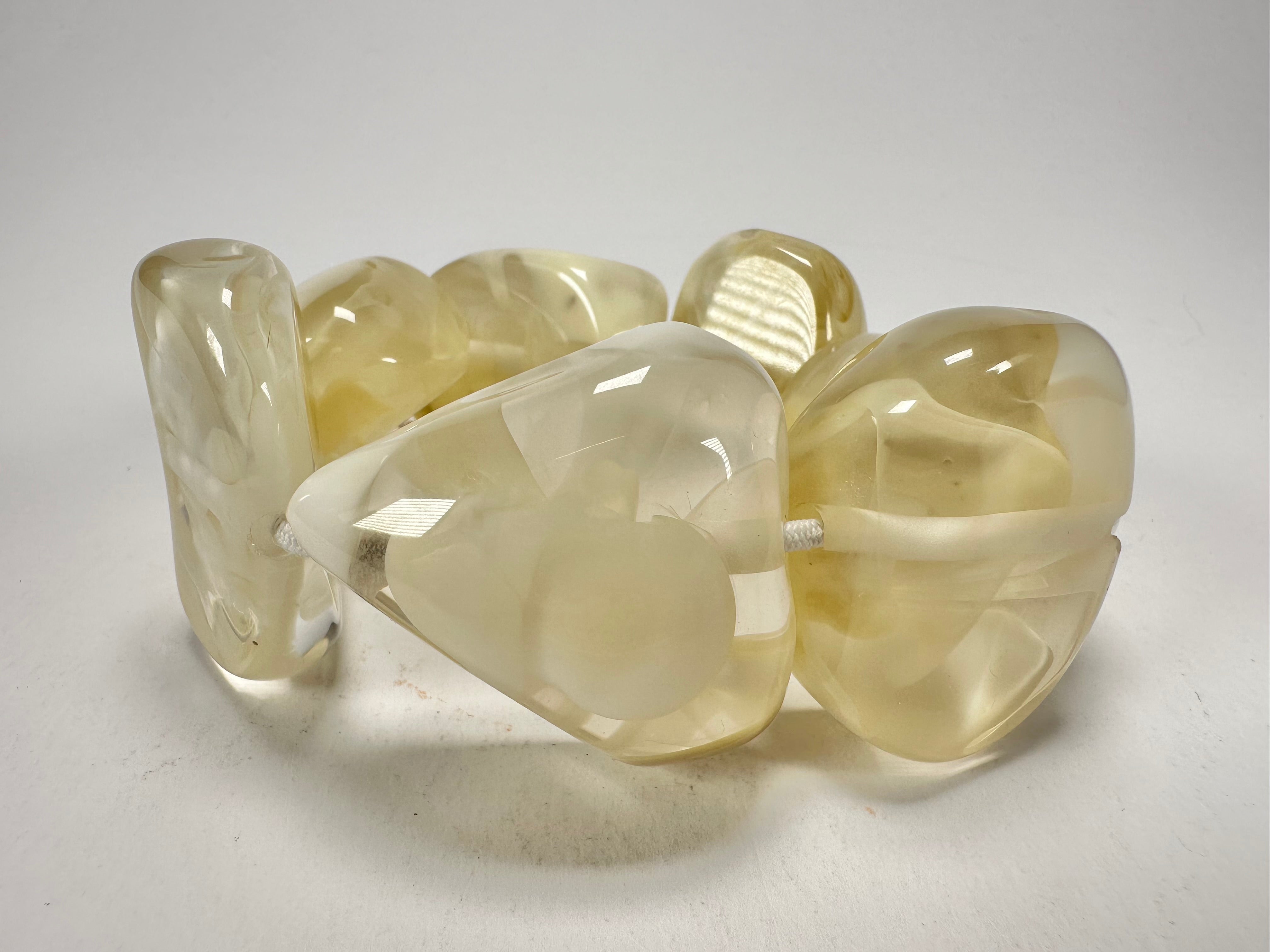 Jackie Brazil "Vesubio" Large Cusco Stones Cream Marble Elasticated Bracelet ( B1613 )