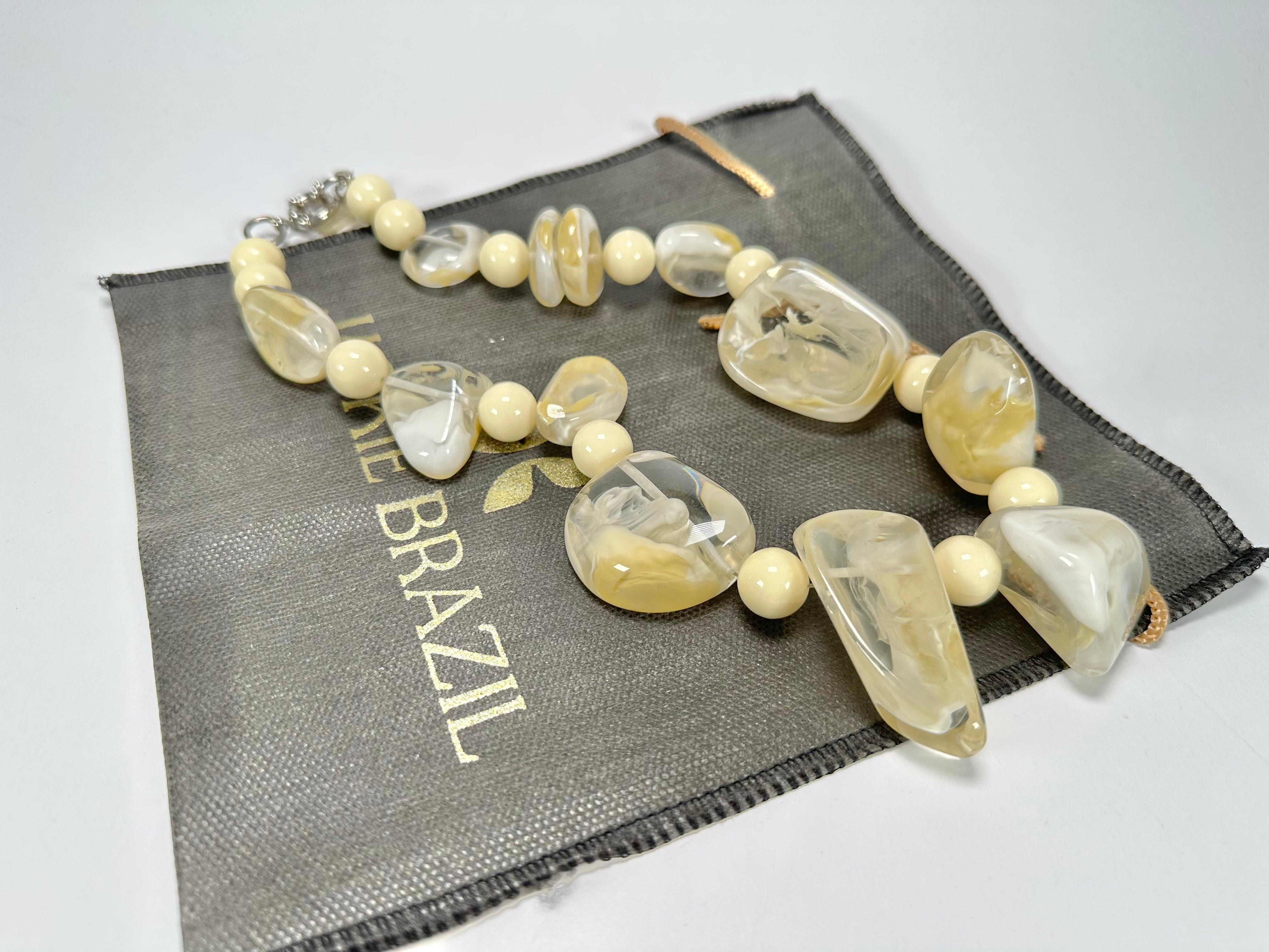 Jackie Brazil "Vesubio" Cream Marble Large Beads & Stones Necklace ( N1616 )