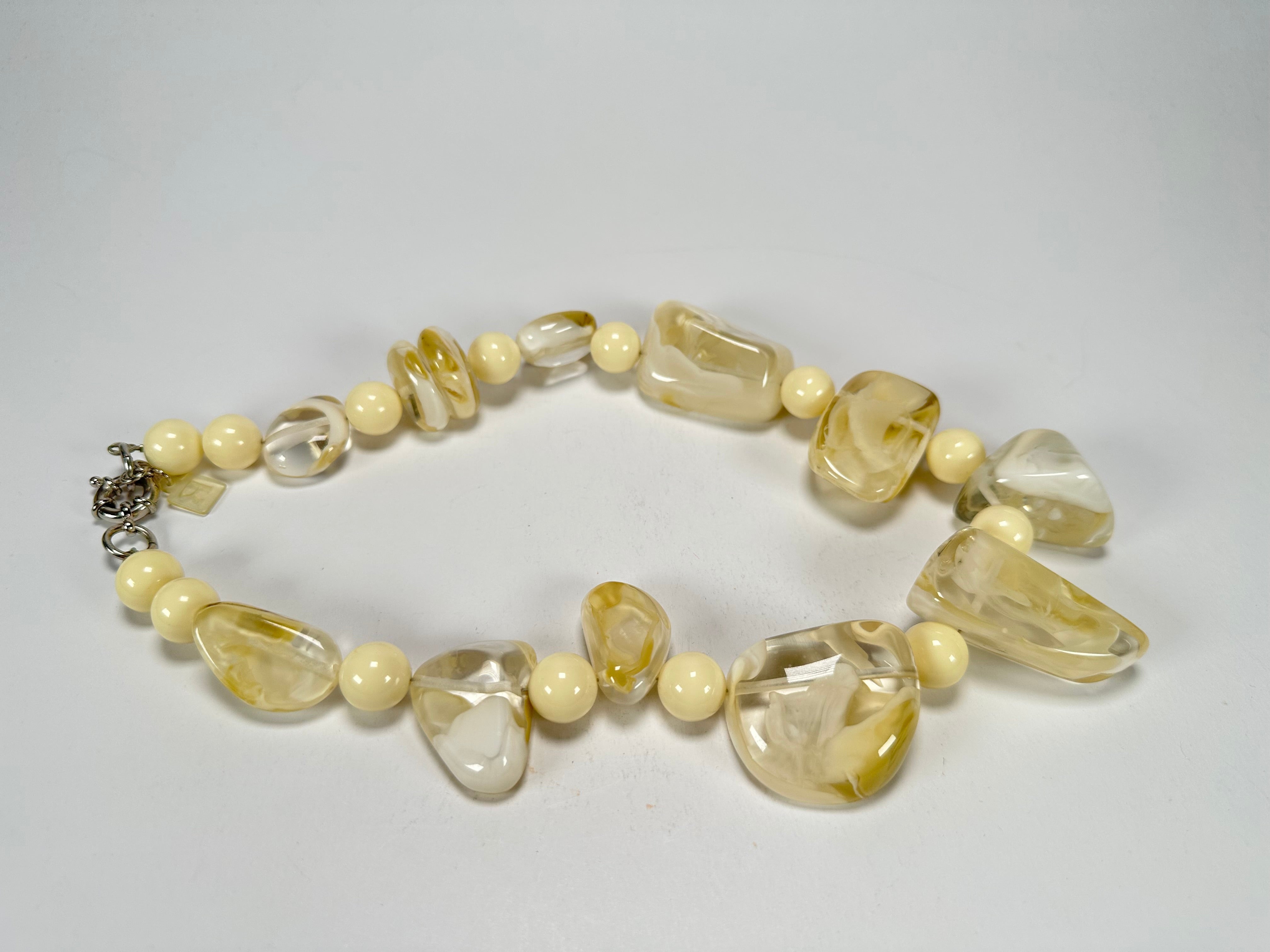 Jackie Brazil "Vesubio" Cream Marble Large Beads & Stones Necklace ( N1616 )