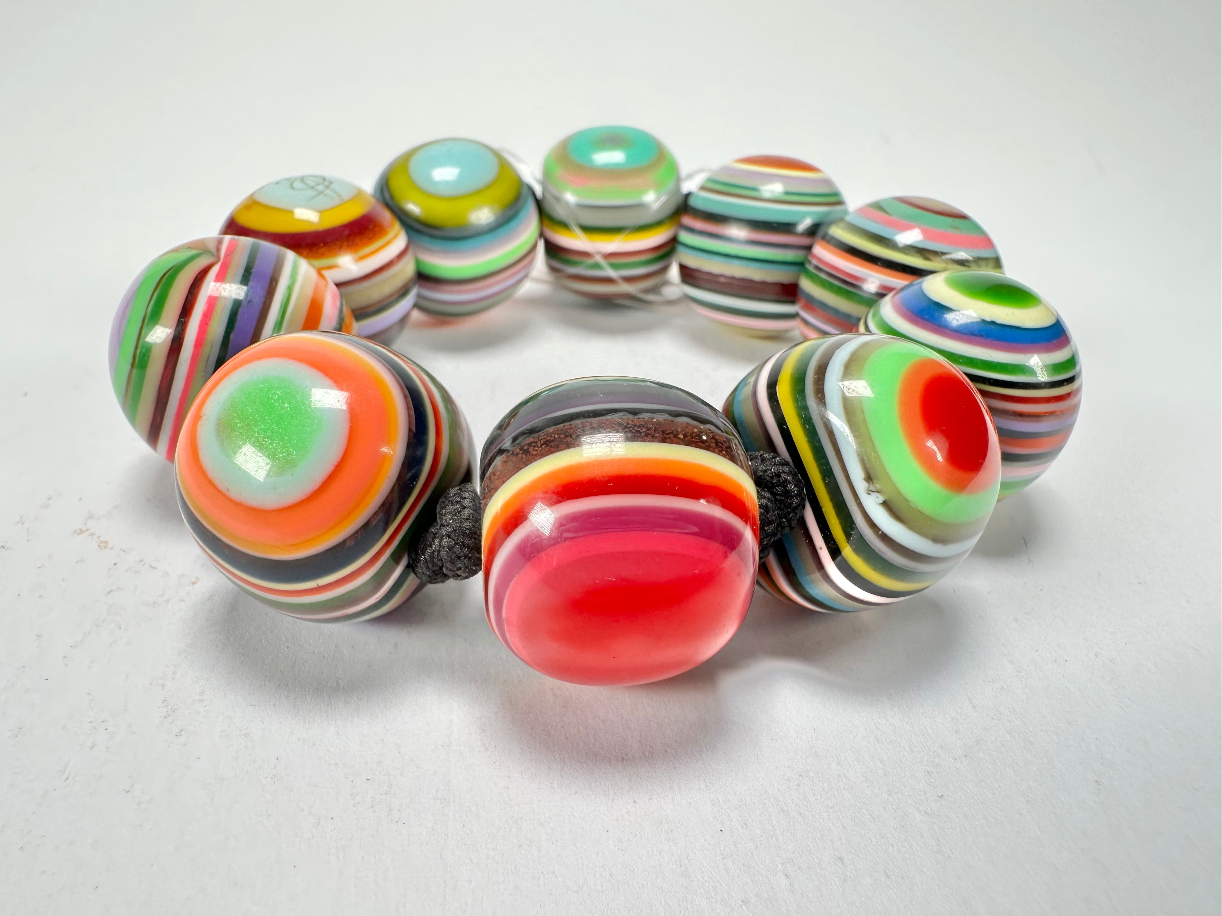Jackie Brazil "Cat Eyes" Liquorice Allsorts Balls Spring Mix Resin Bracelet ( B0885 )