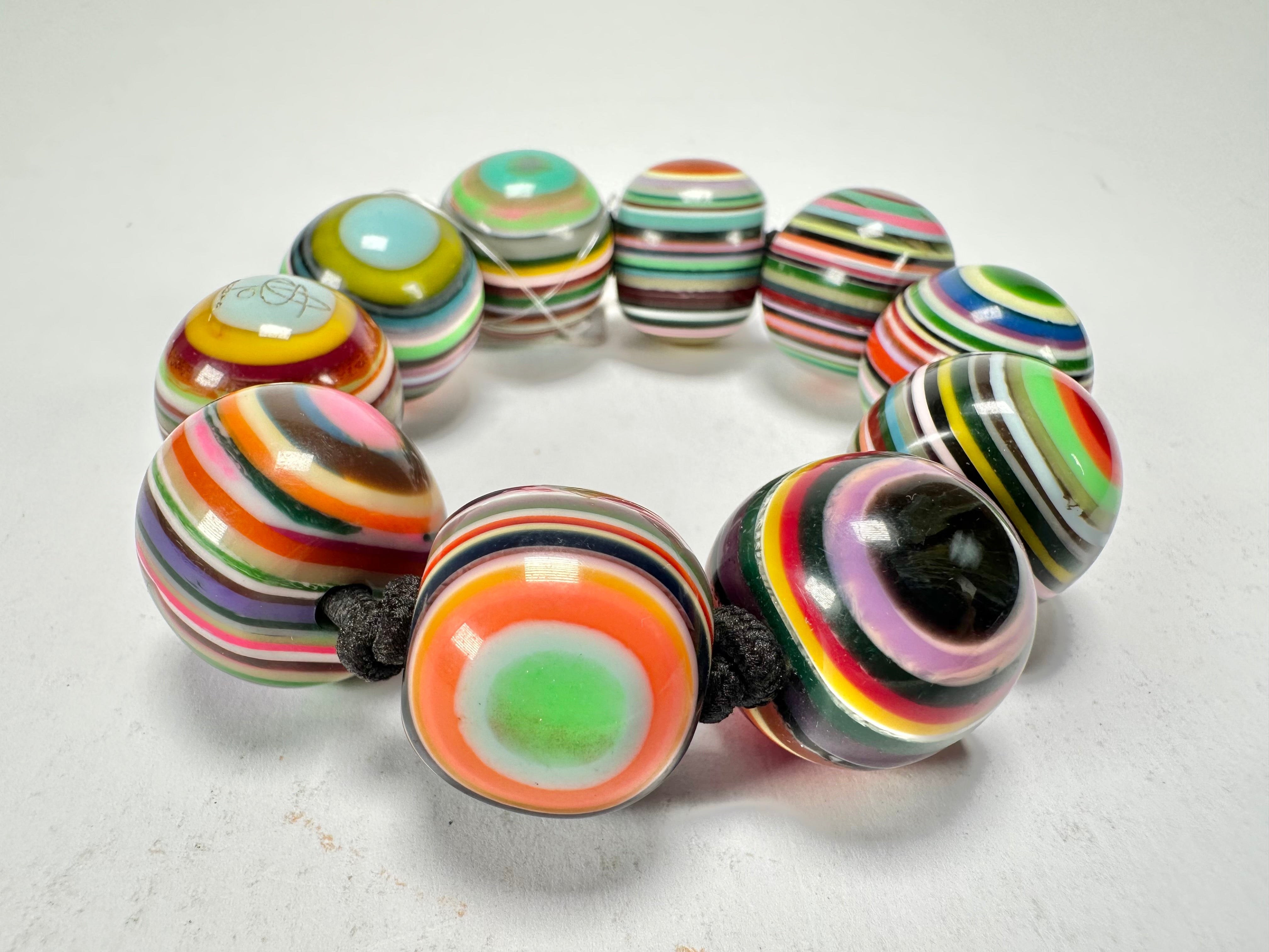 Jackie Brazil "Cat Eyes" Liquorice Allsorts Balls Spring Mix Resin Bracelet ( B0885 )