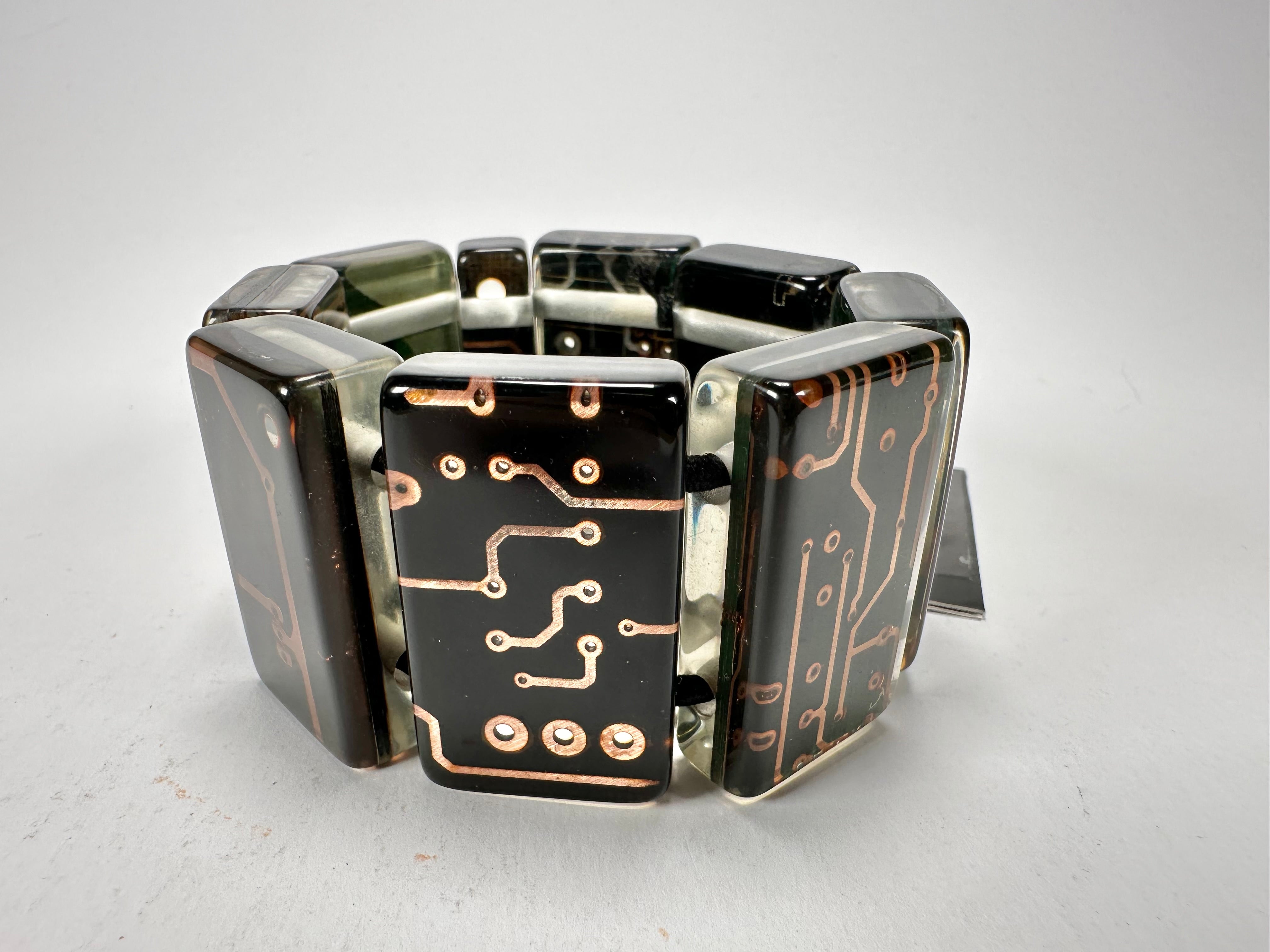 Jackie Brazil "Queen" Digital Flash 9 Squares Elasticated Bracelet ( B3236 )