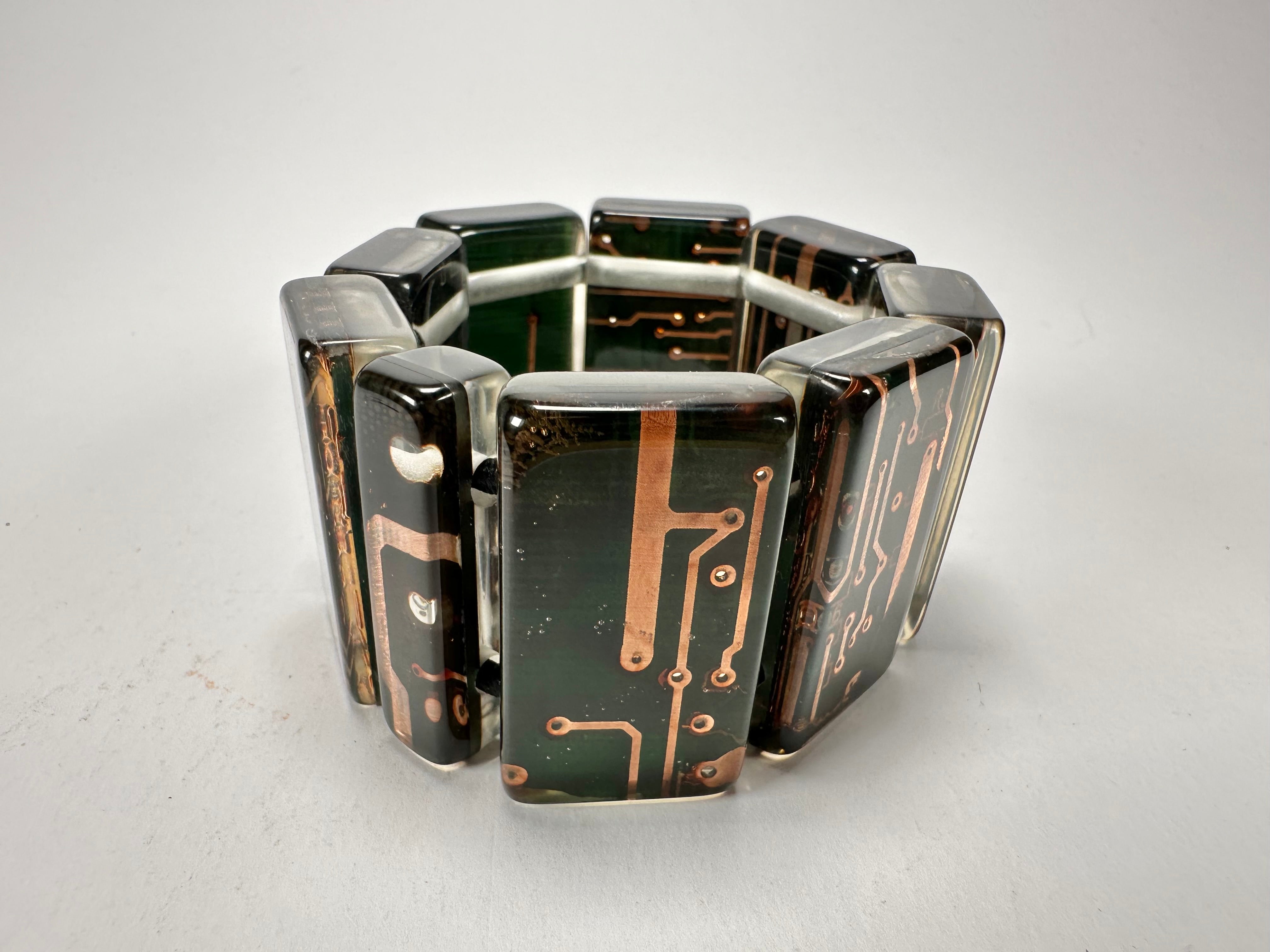 Jackie Brazil "Queen" Digital Flash 9 Squares Elasticated Bracelet ( B3236 )