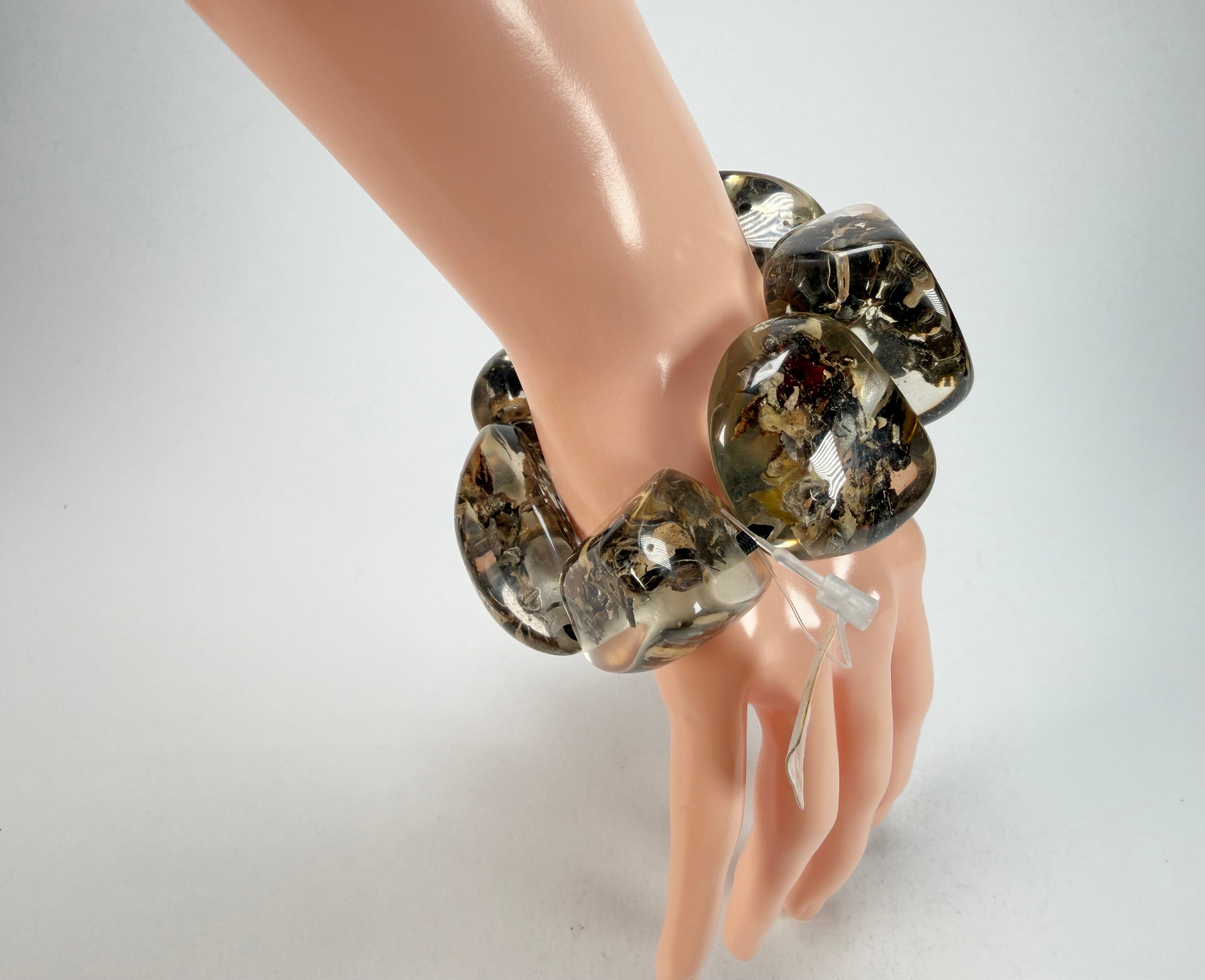 Jackie Brazil "Cusco" Seaweed Large Stones Elasticated Bracelet ( B1350 )
