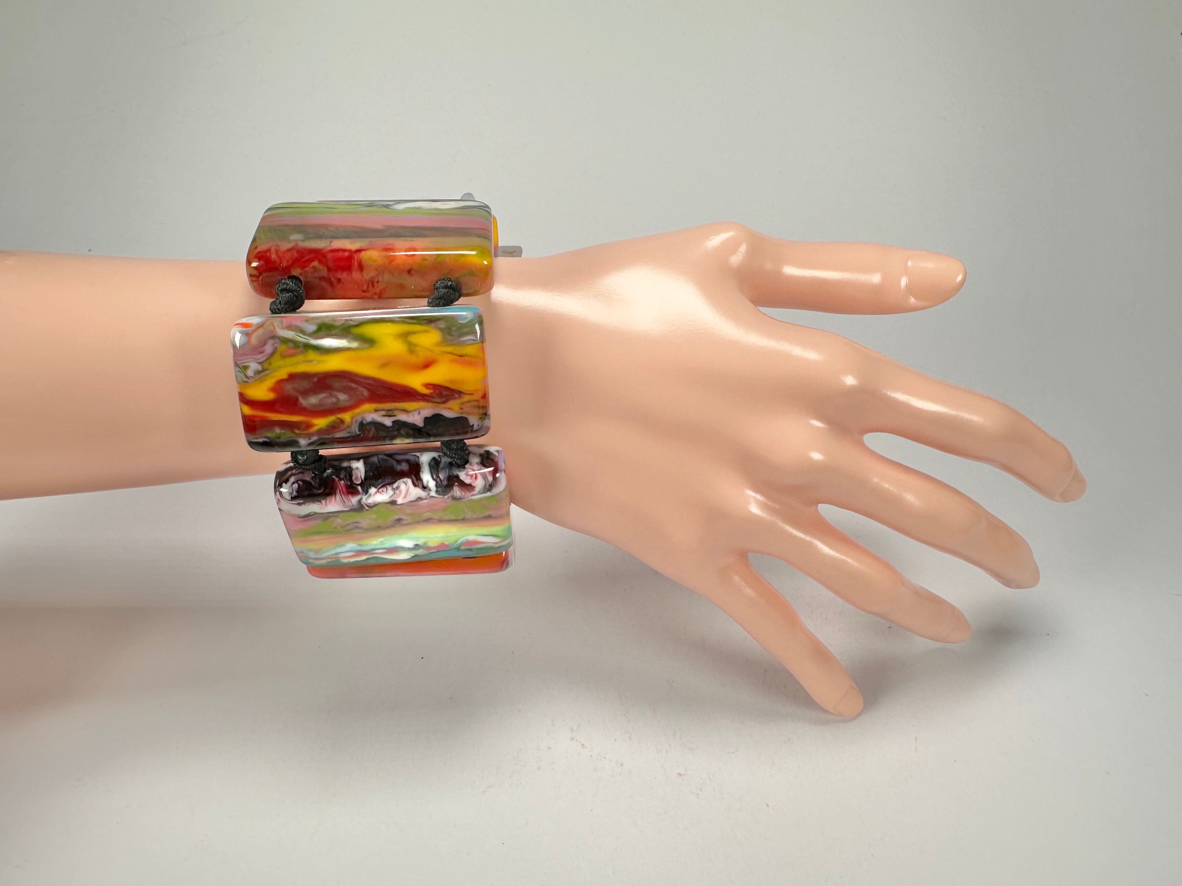 Jackie Brazil "Pop Art" Kandinsky 8 Squares Elasticated Bracelet ( B0376 )