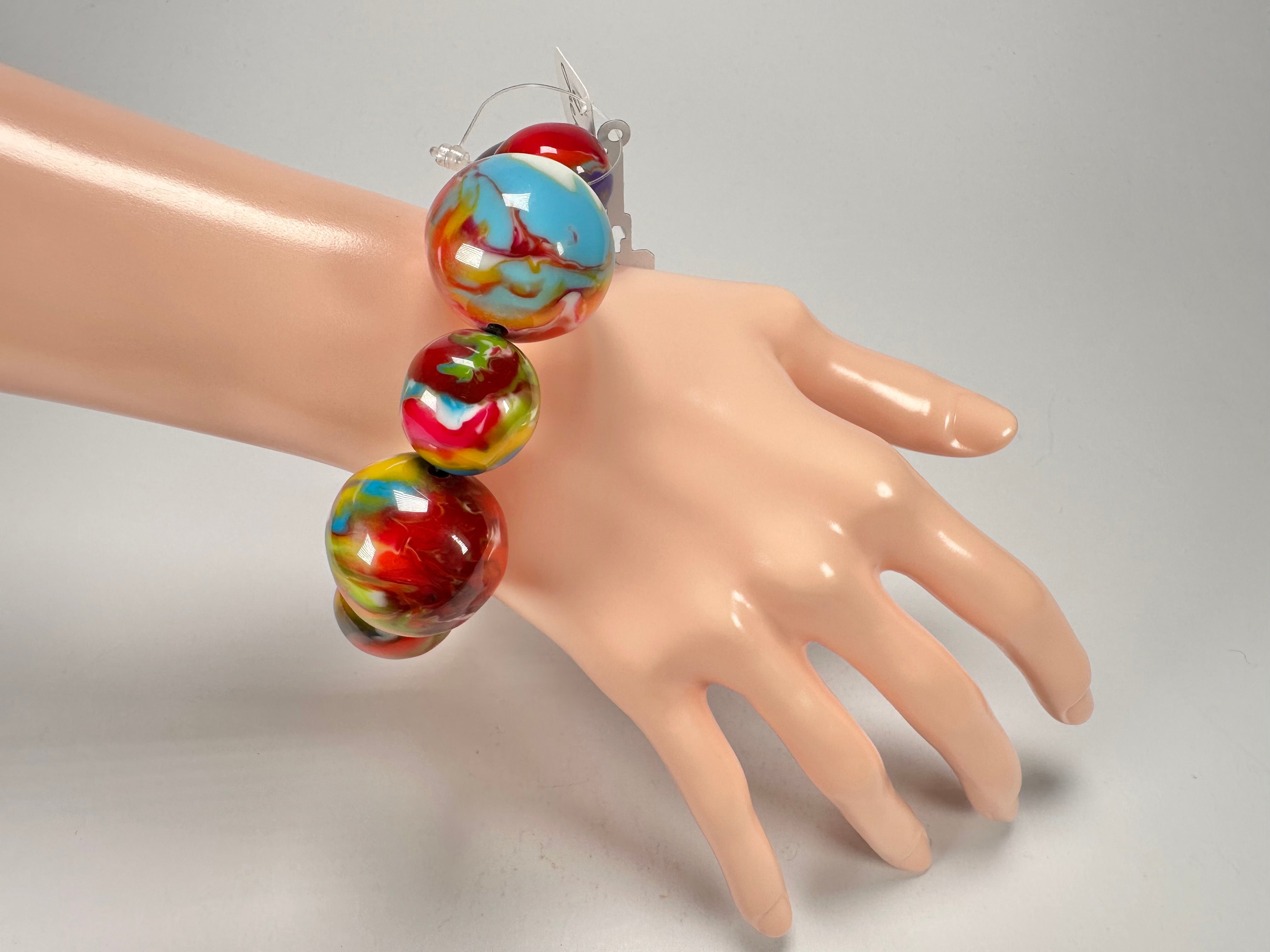 Jackie Brazil "Pebbles On Elastic" Kandinsky Resin Bracelet ( B2693 )