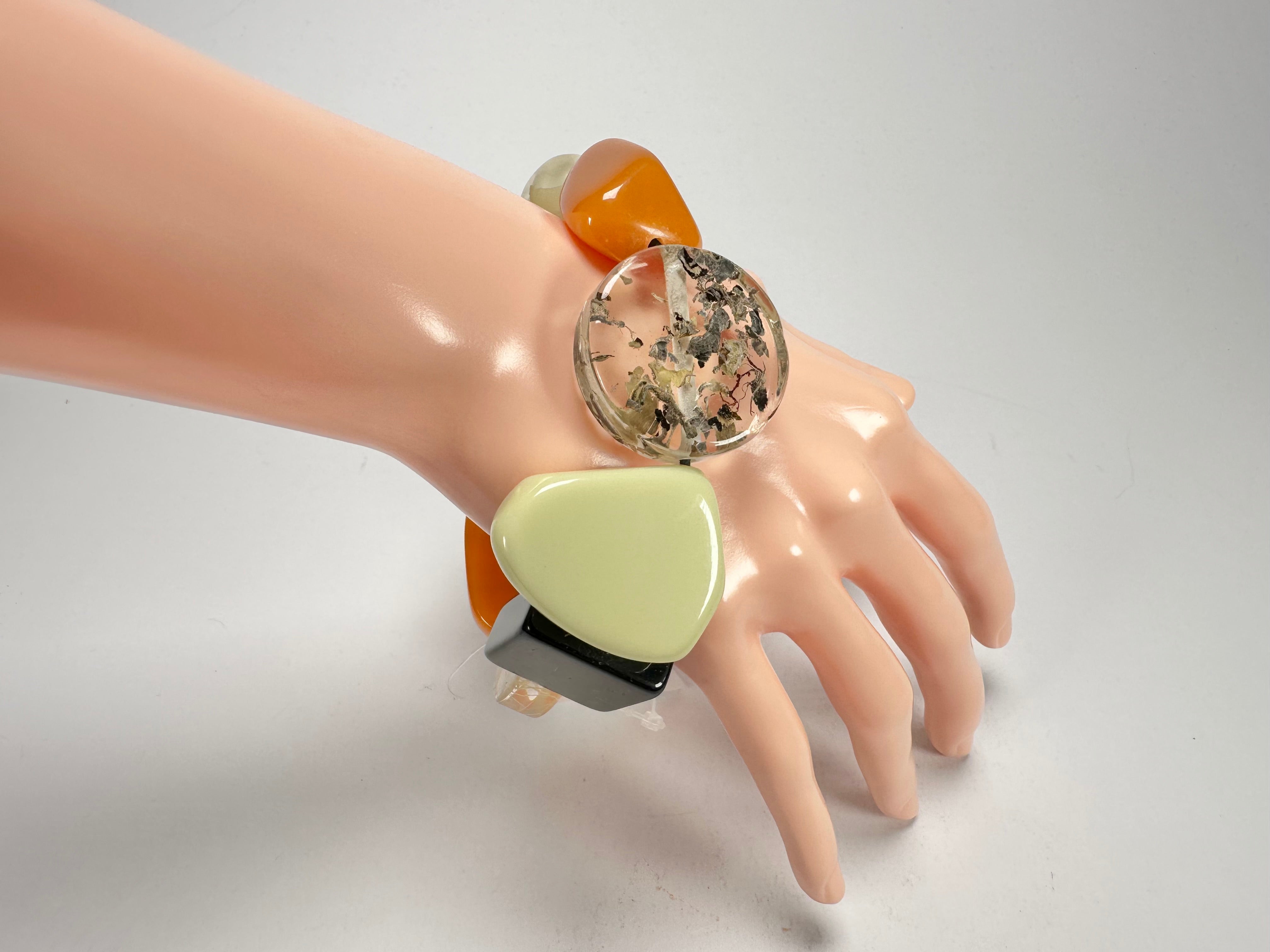 Jackie Brazil "Indiana" Seasons Mix Multi Bead Resin Bracelet ( B0210 )