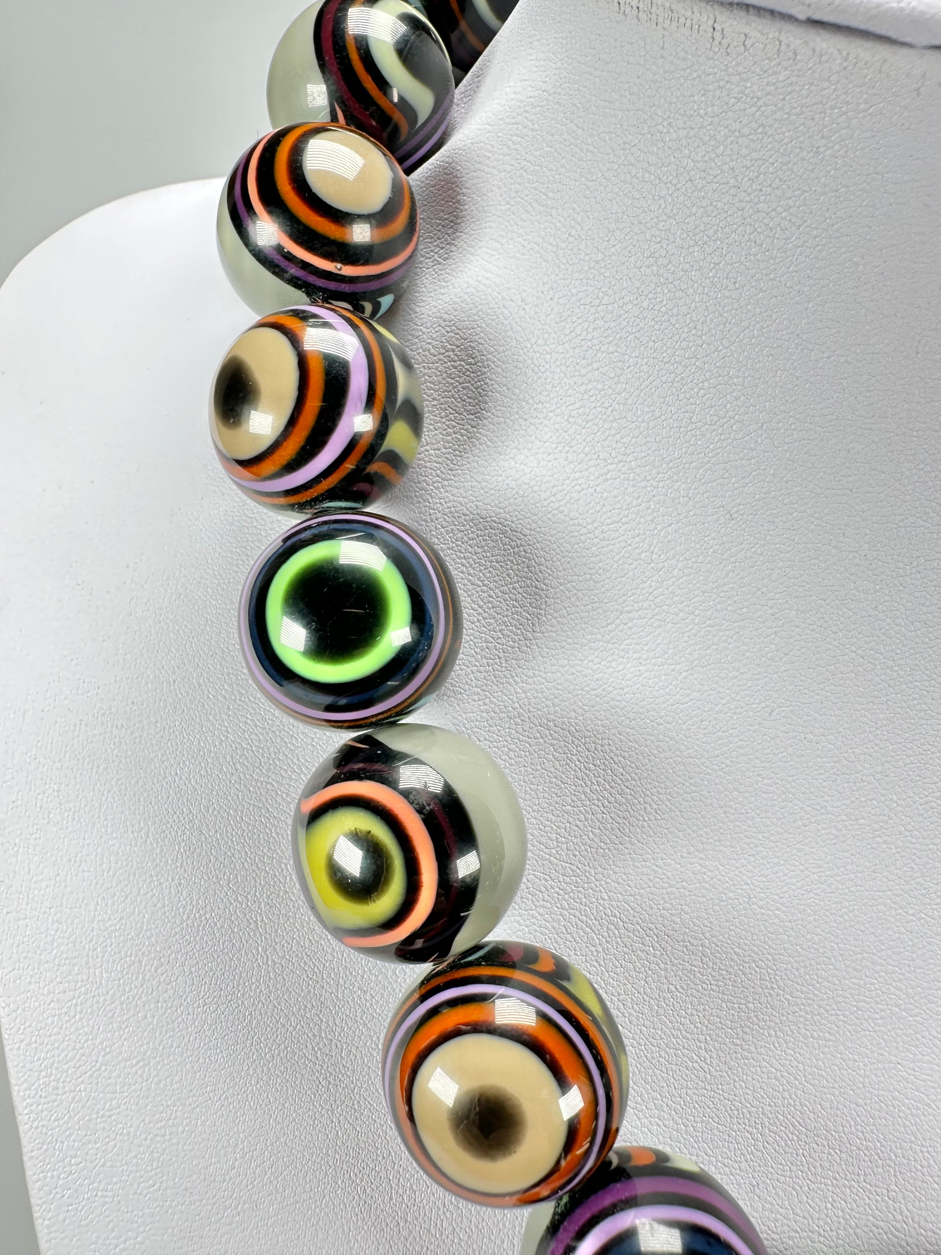 Jackie Brazil "Darning" Grey Swirls Balls With Cat Eyes Choker Resin Necklace ( N3200 )