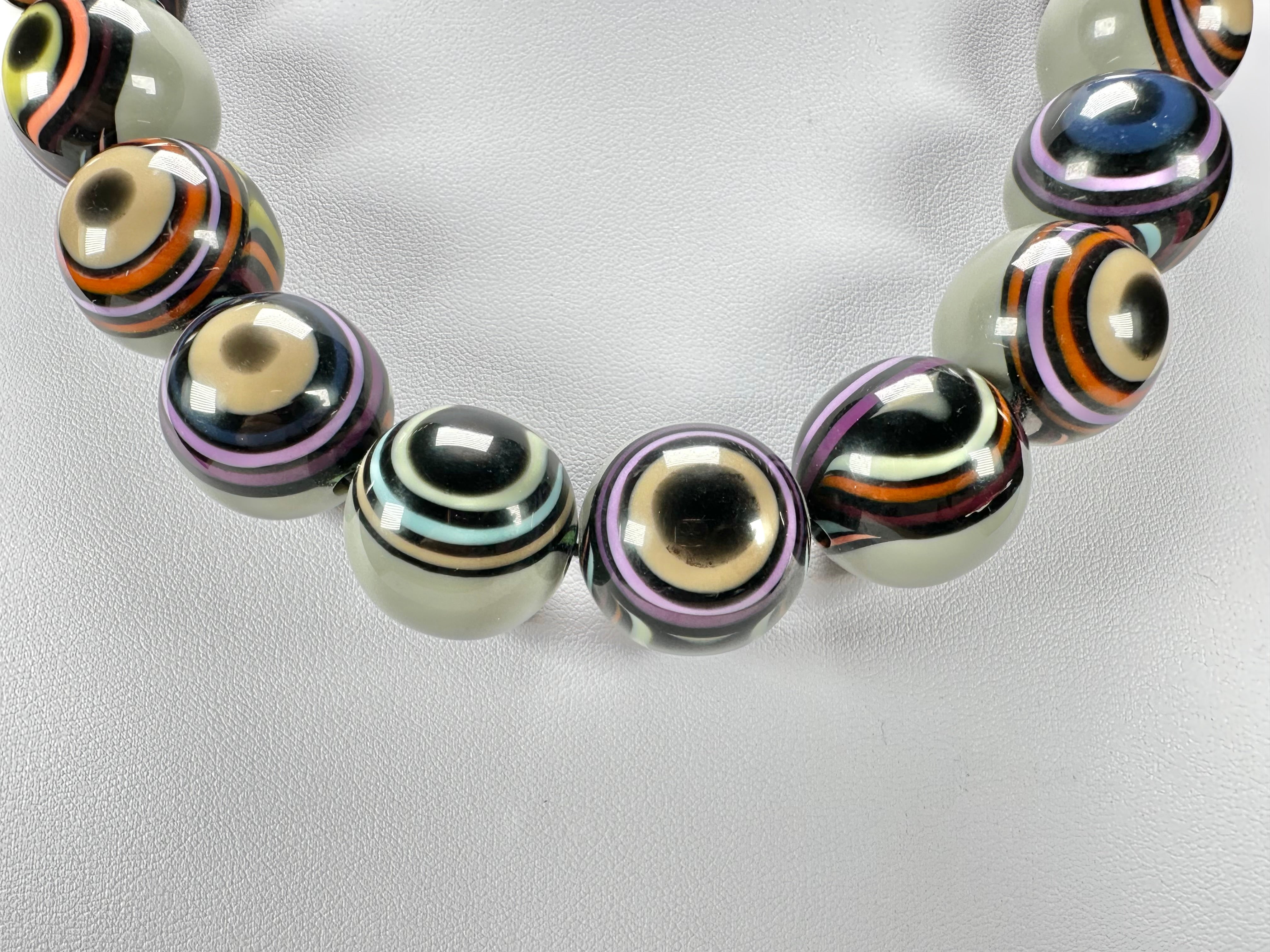 Jackie Brazil "Darning" Grey Swirls Balls With Cat Eyes Choker Resin Necklace ( N3200 )