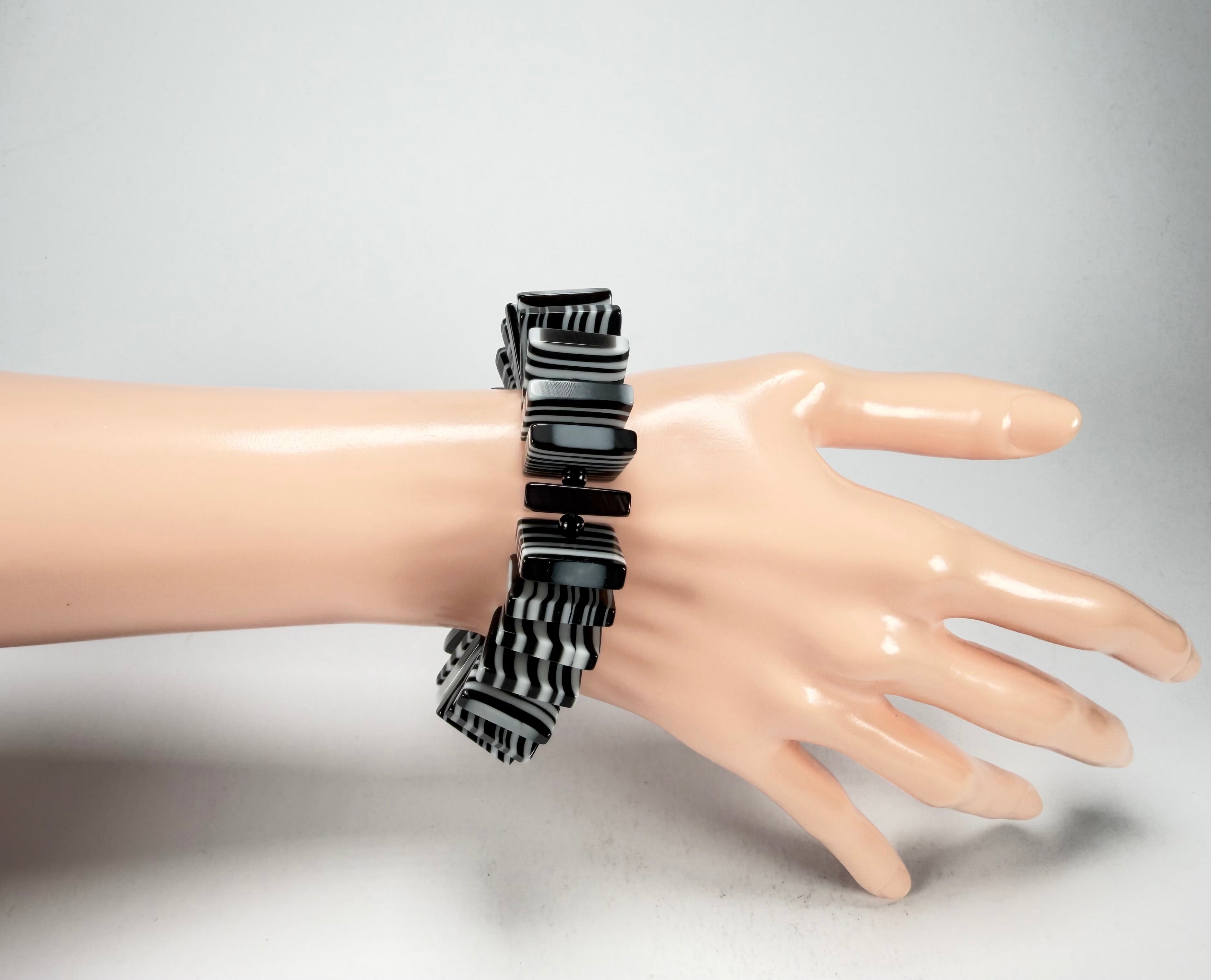 Jackie Brazil "Patricia" Liquorice Squares & Beads Black & White Mix Resin Bracelet ( B0192 )