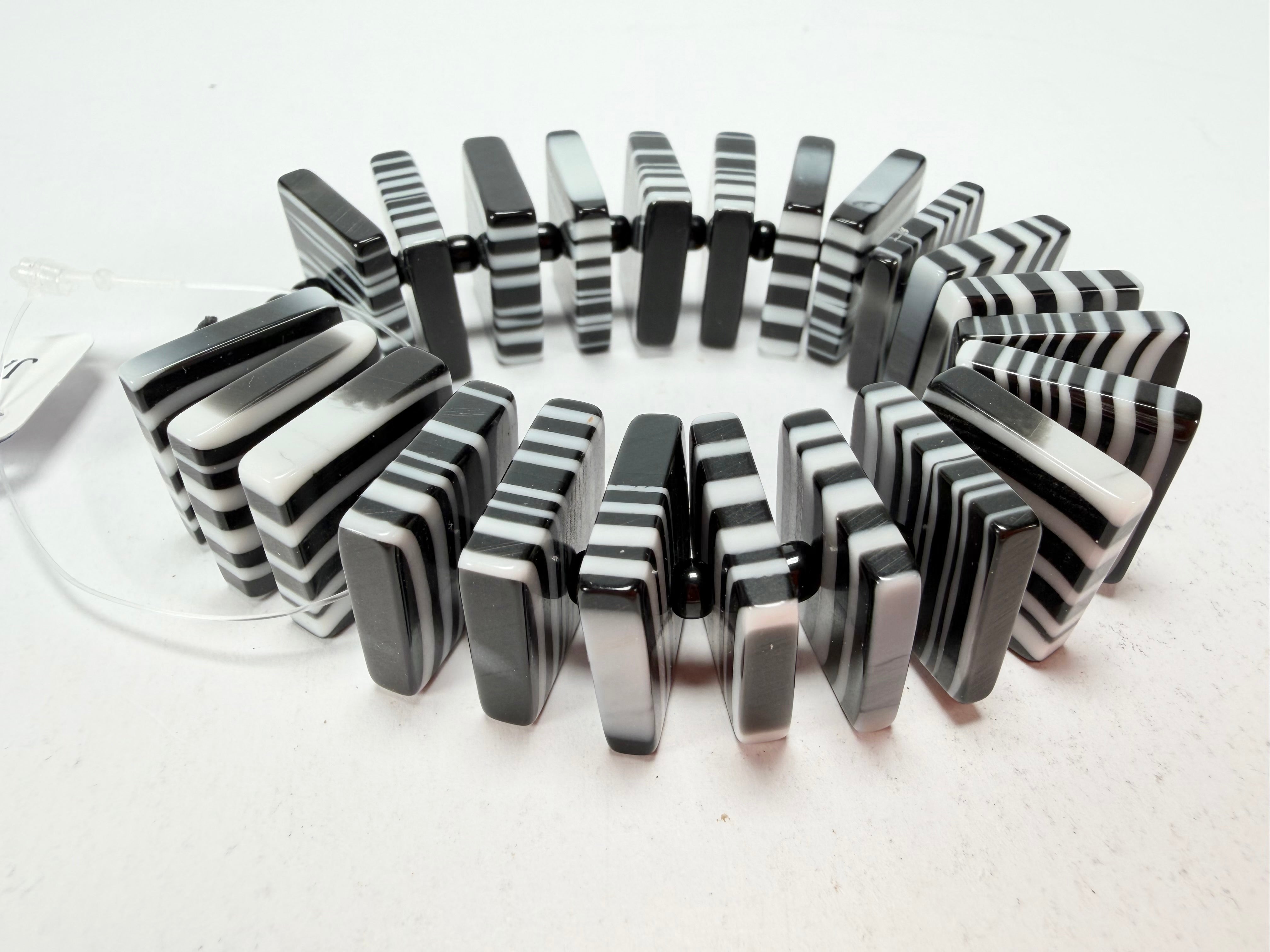 Jackie Brazil "Patricia" Liquorice Squares & Beads Black & White Mix Resin Bracelet ( B0192 )