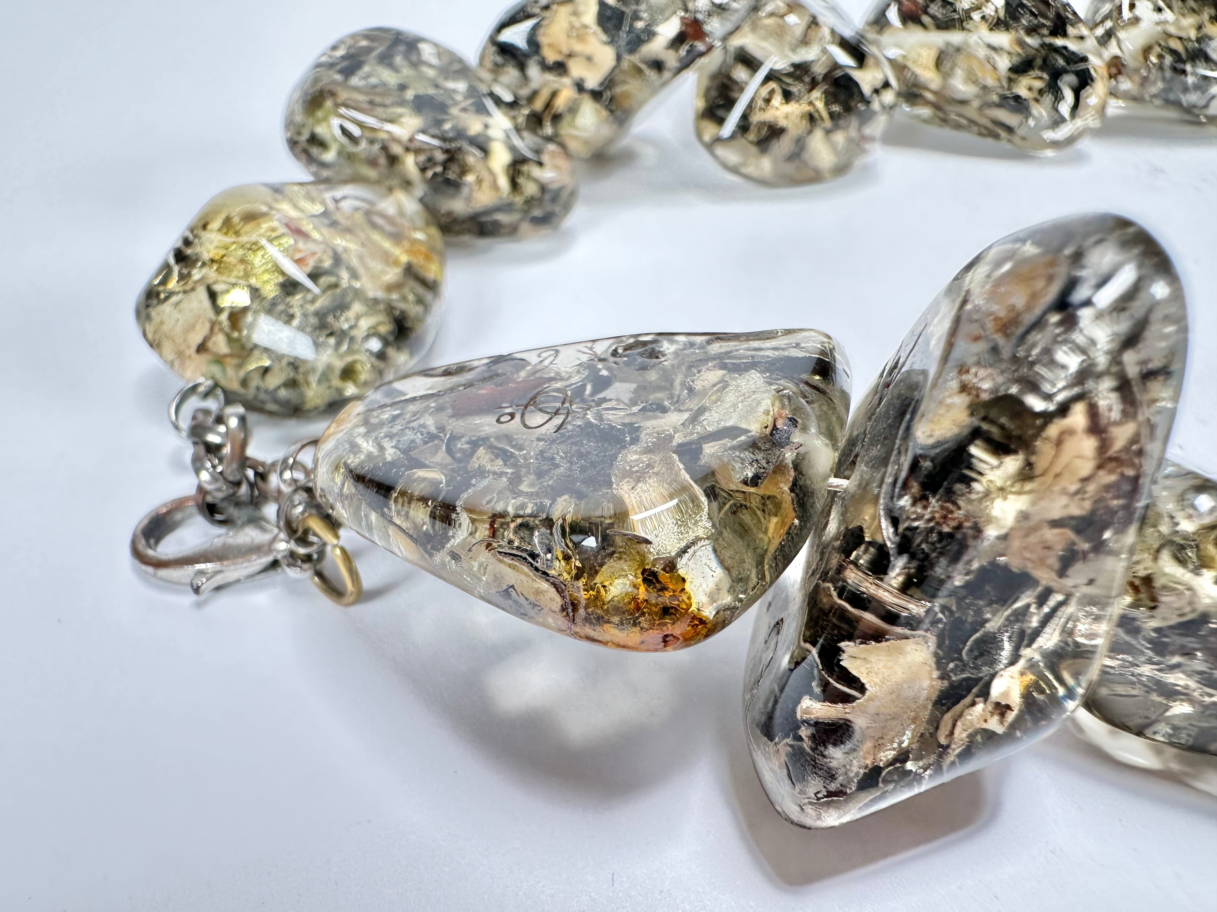 Jackie Brazil "Diamonds" Seaweed Flintstone Bone 55cm Necklace ( N0061 )