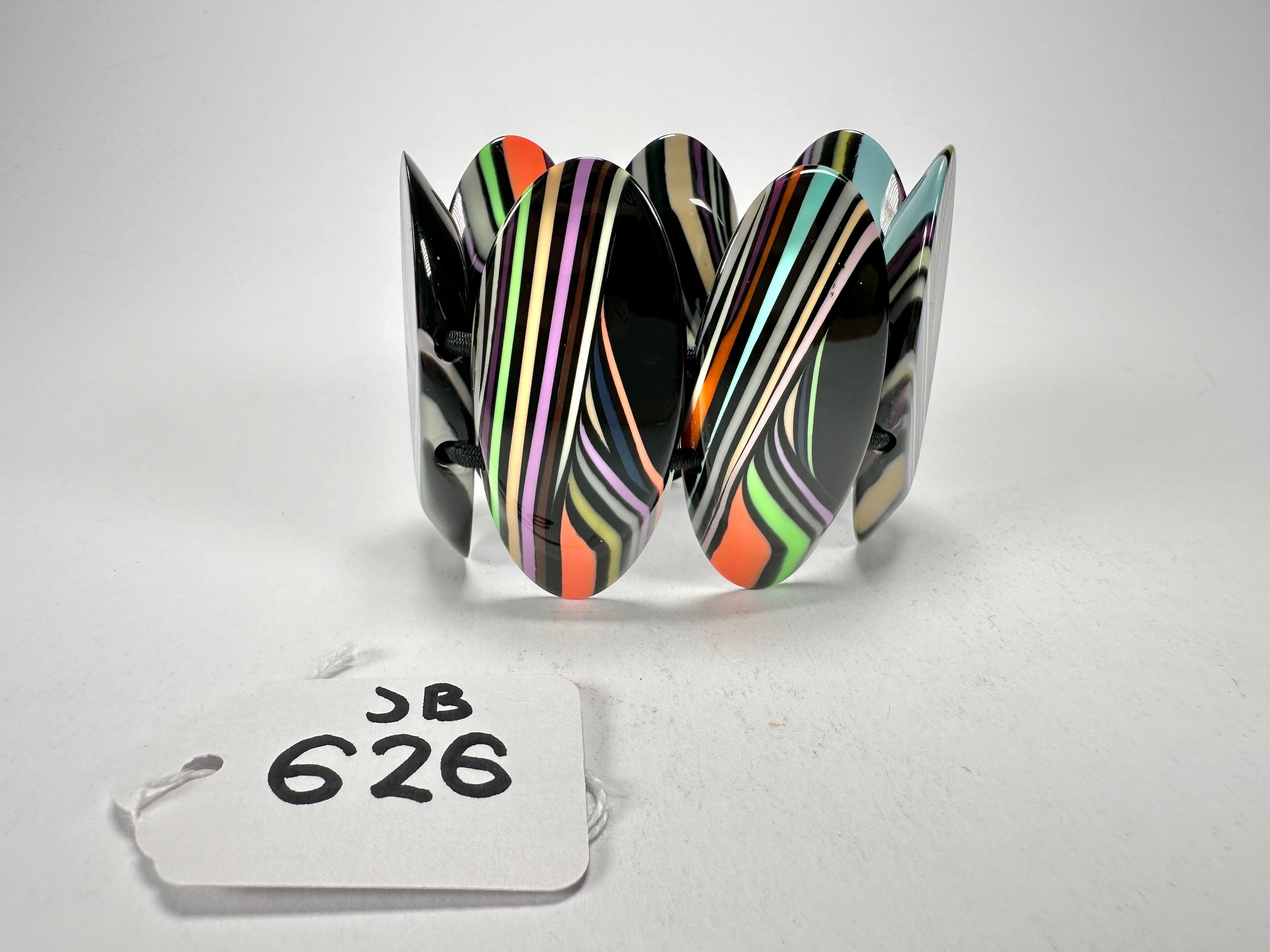 Jackie Brazil "Mouline" Black Swirls 7 Piece Oval Elasticated Bracelet ( B3168 )