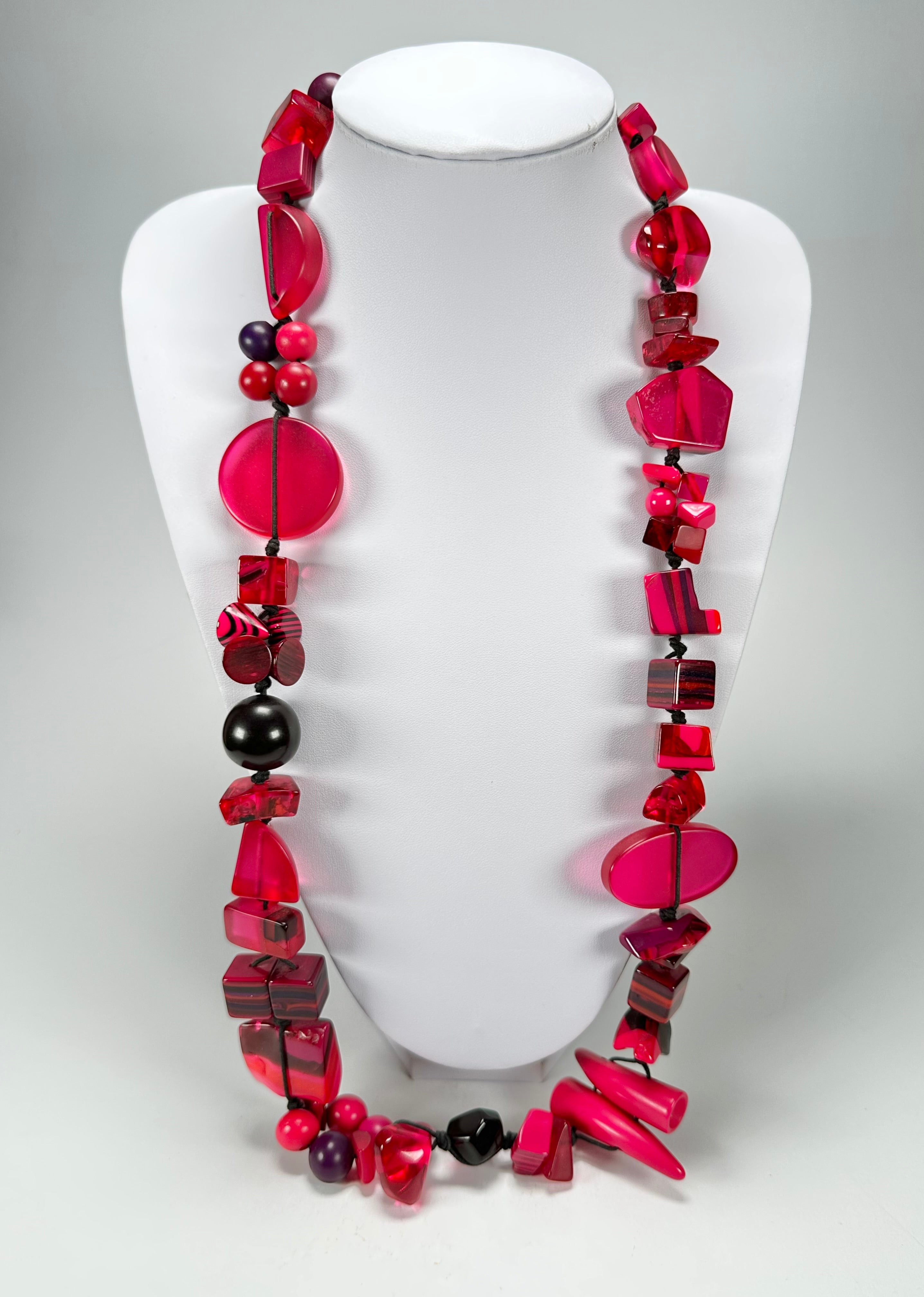 Jackie Brazil "Indiana" Red Mix Multi-Bead Medium Resin 70cm Necklace ( N0033 )