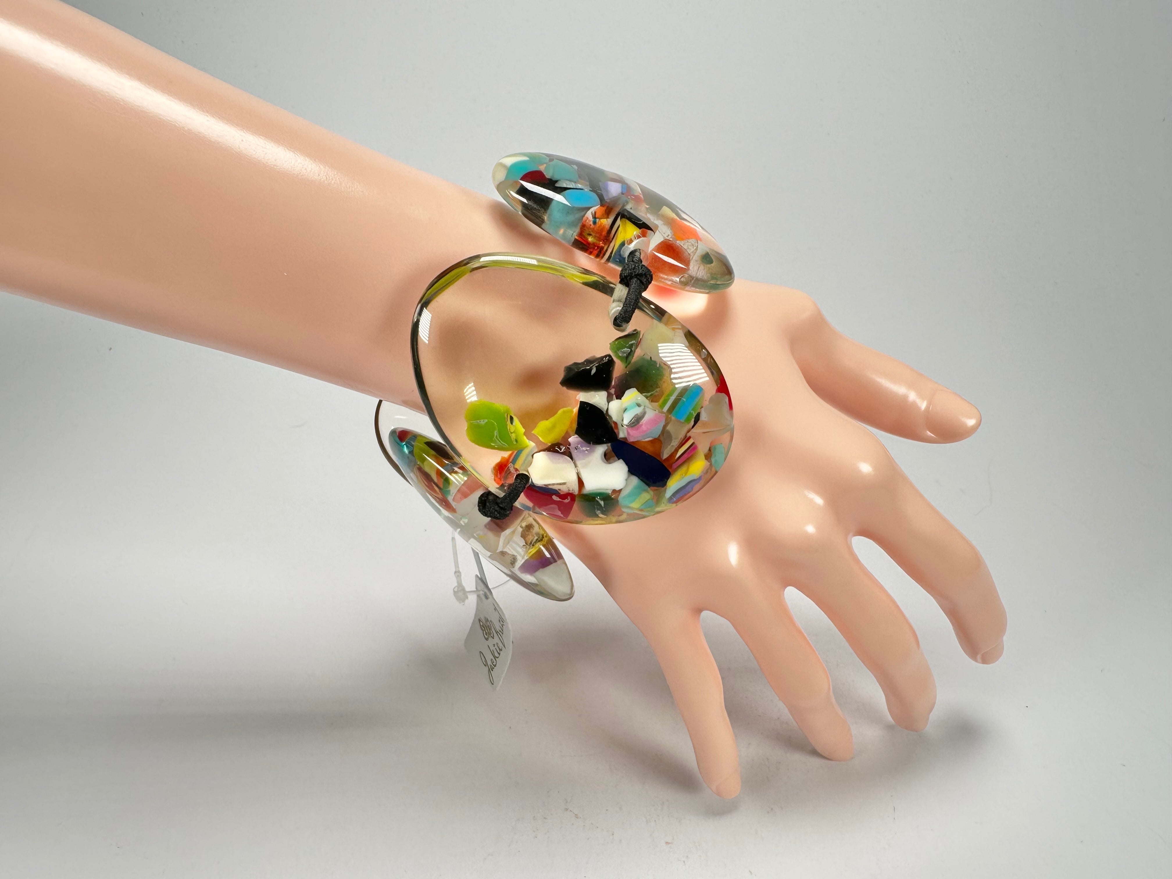 Jackie Brazil "Riverstones" Cascade Large Flat Stones On Elastic Bracelet ( B3716 )