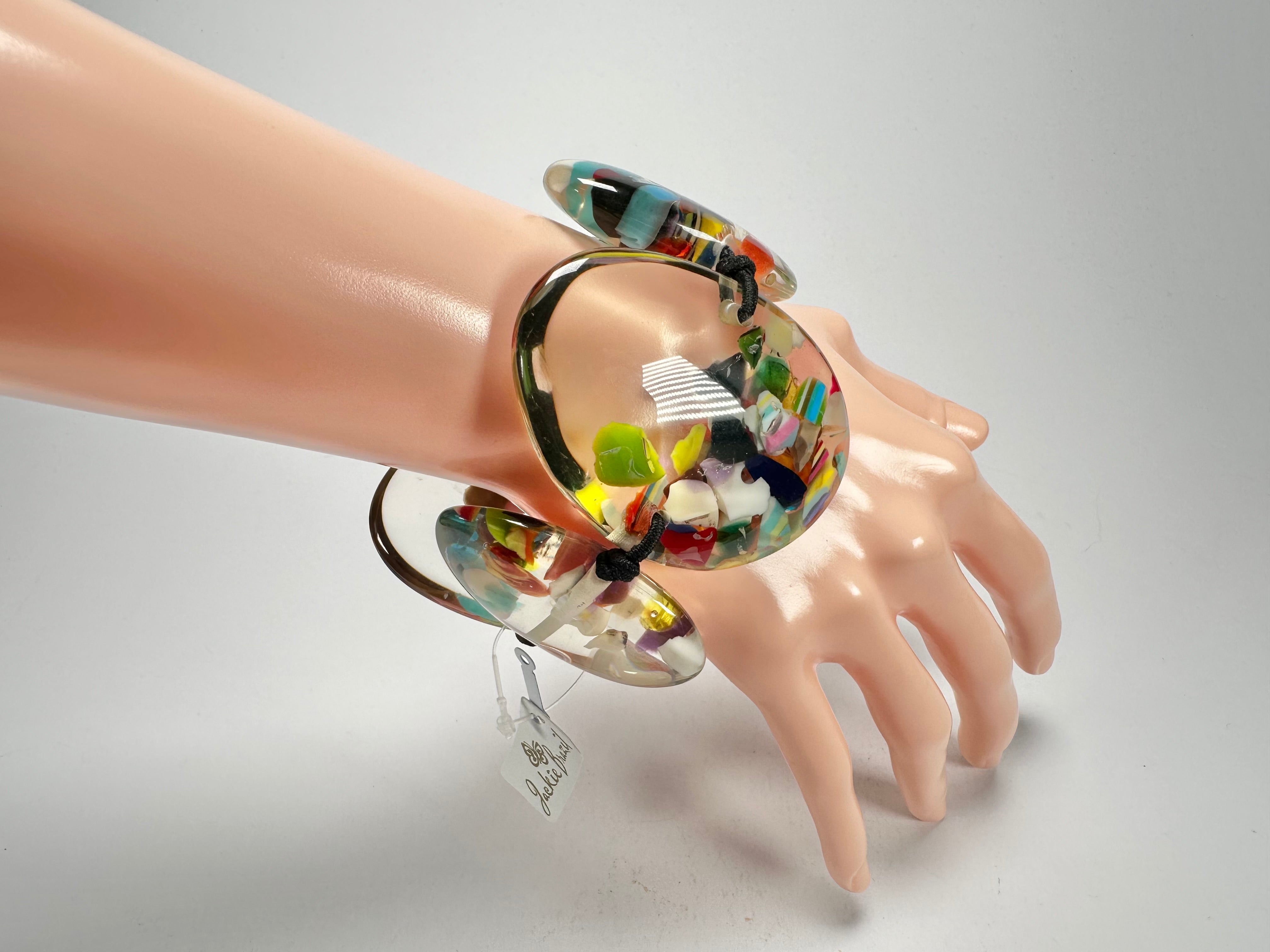 Jackie Brazil "Riverstones" Cascade Large Flat Stones On Elastic Bracelet ( B3716 )