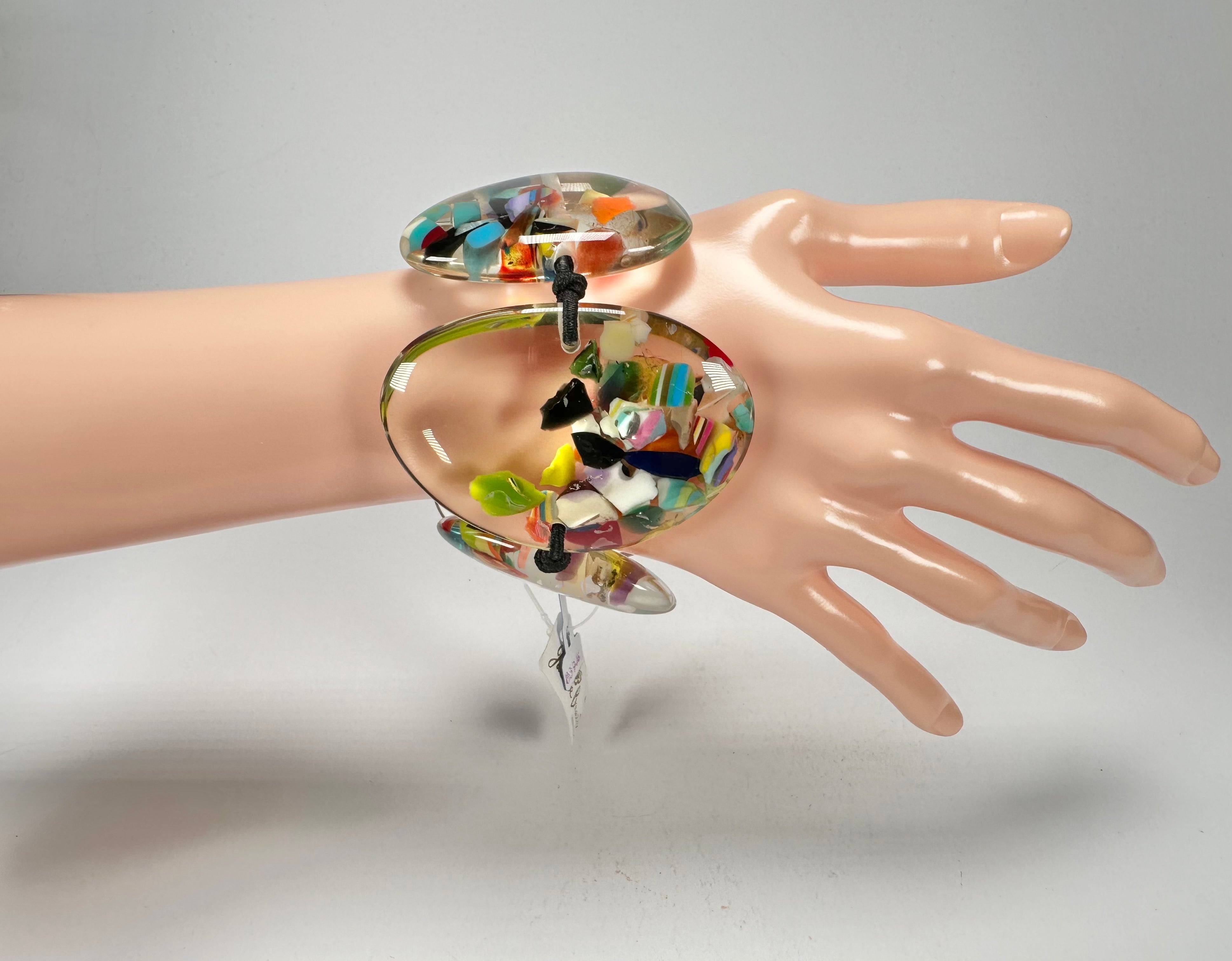 Jackie Brazil "Riverstones" Cascade Large Flat Stones On Elastic Bracelet ( B3716 )