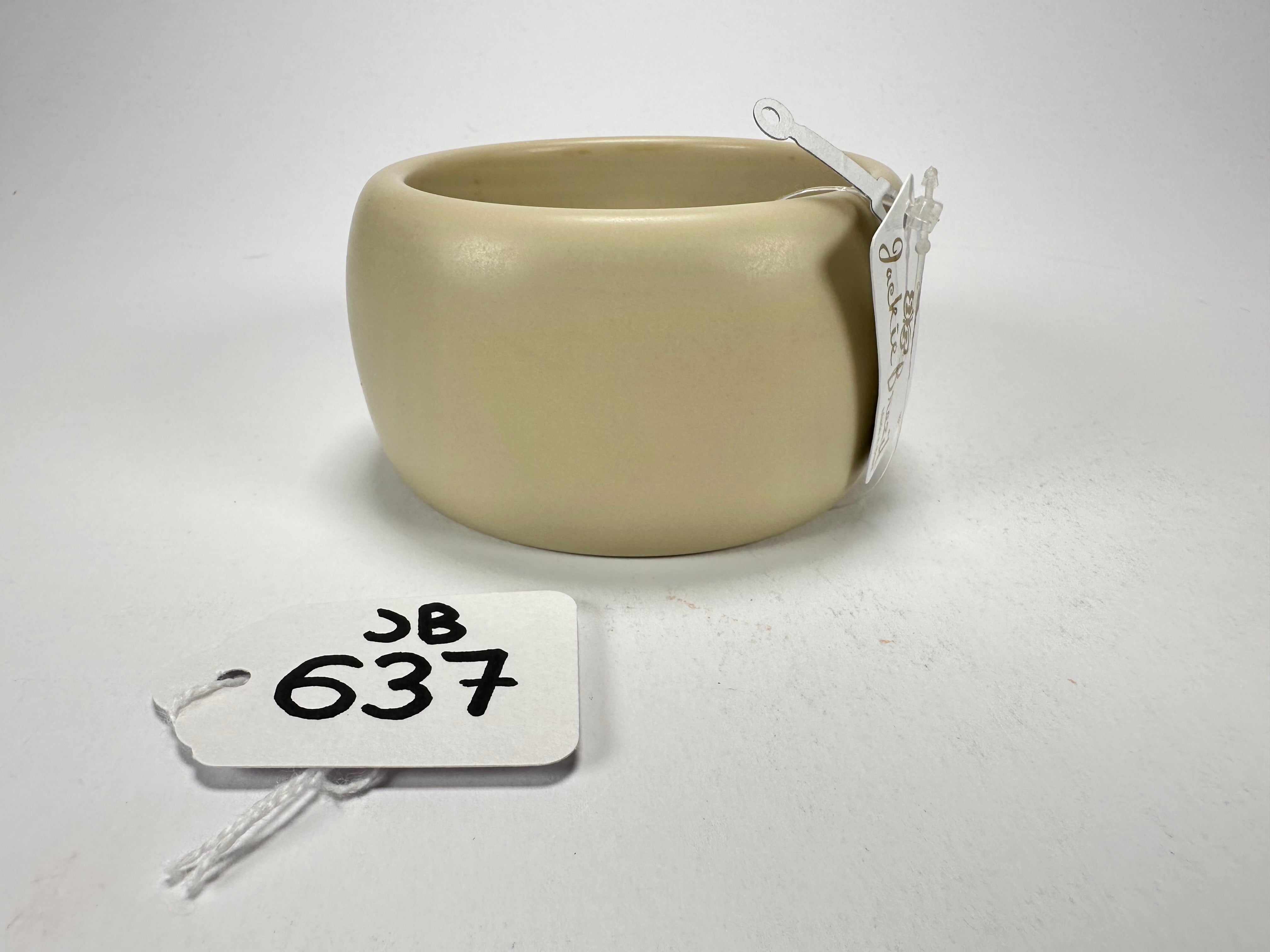 Jackie Brazil "Carmen" Natural Beige Matte 5cm Resin Bangle ( B2500 )