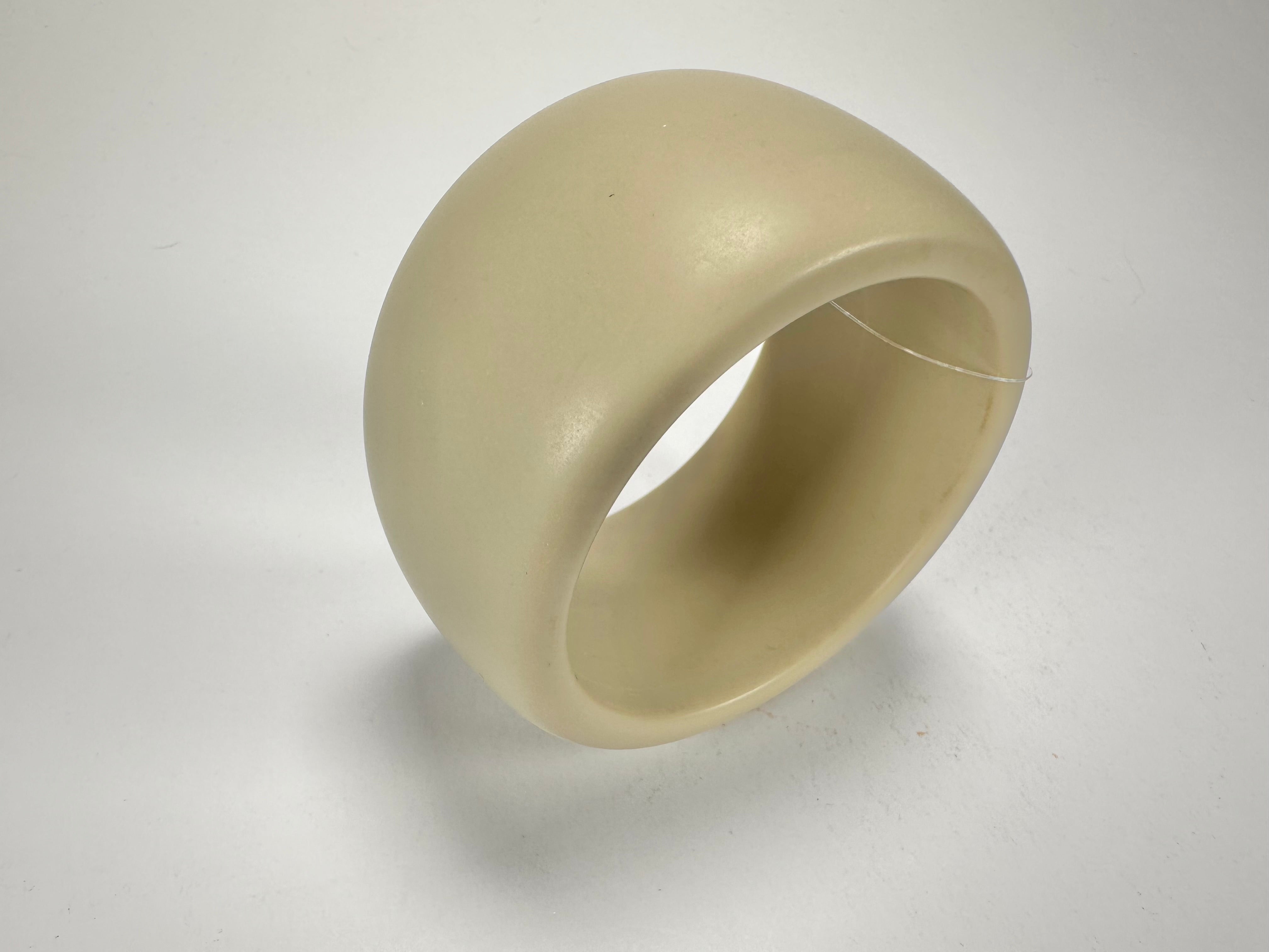 Jackie Brazil "Carmen" Natural Beige Matte 5cm Resin Bangle ( B2500 )