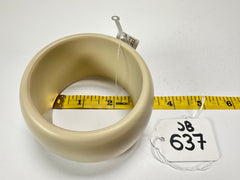 Jackie Brazil "Carmen" Natural Beige Matte 5cm Resin Bangle ( B2500 )