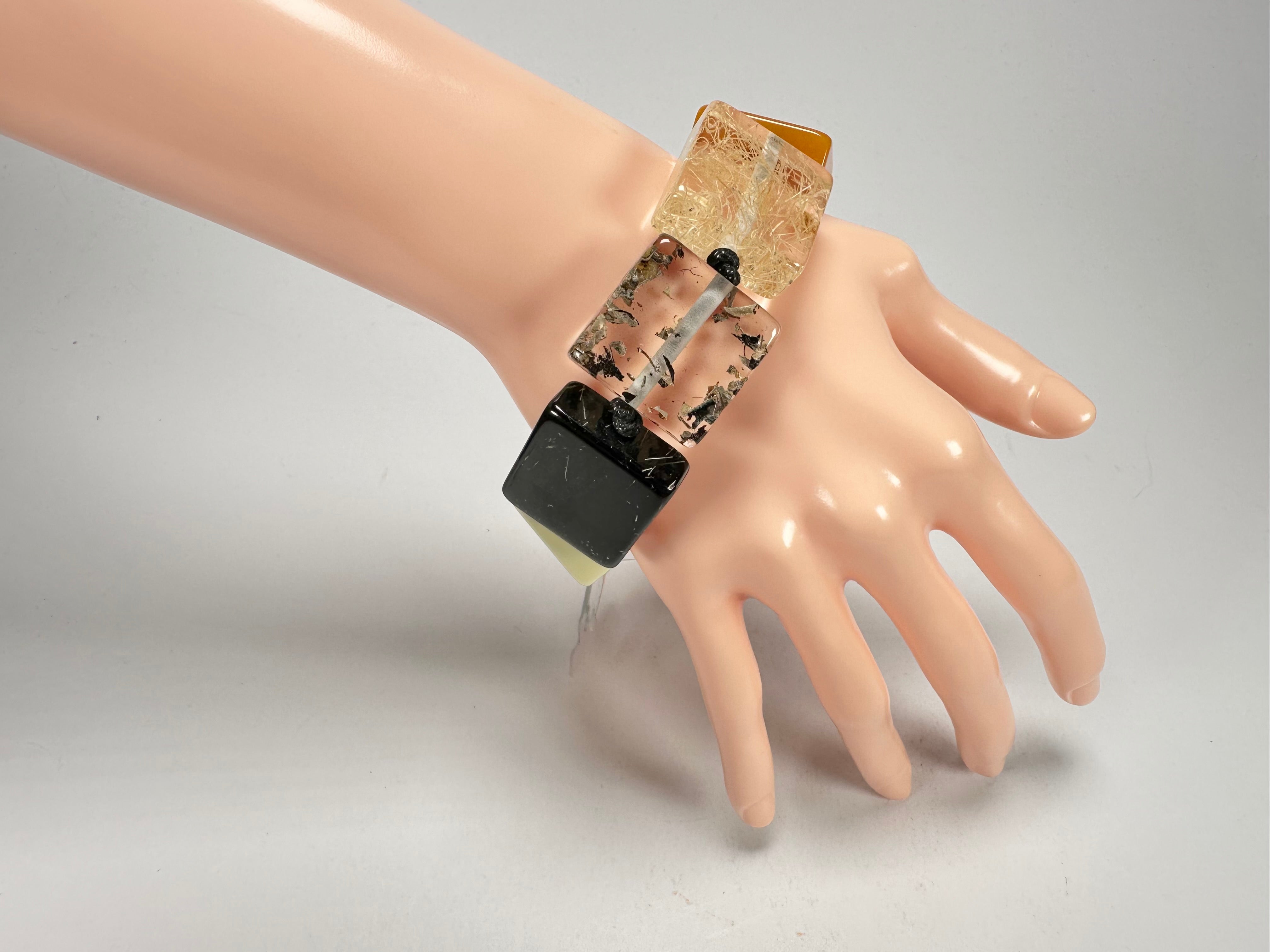 Jackie Brazil "Gala" Seasons Mix Half Rectangles On Elastic Bracelet ( B0778 )