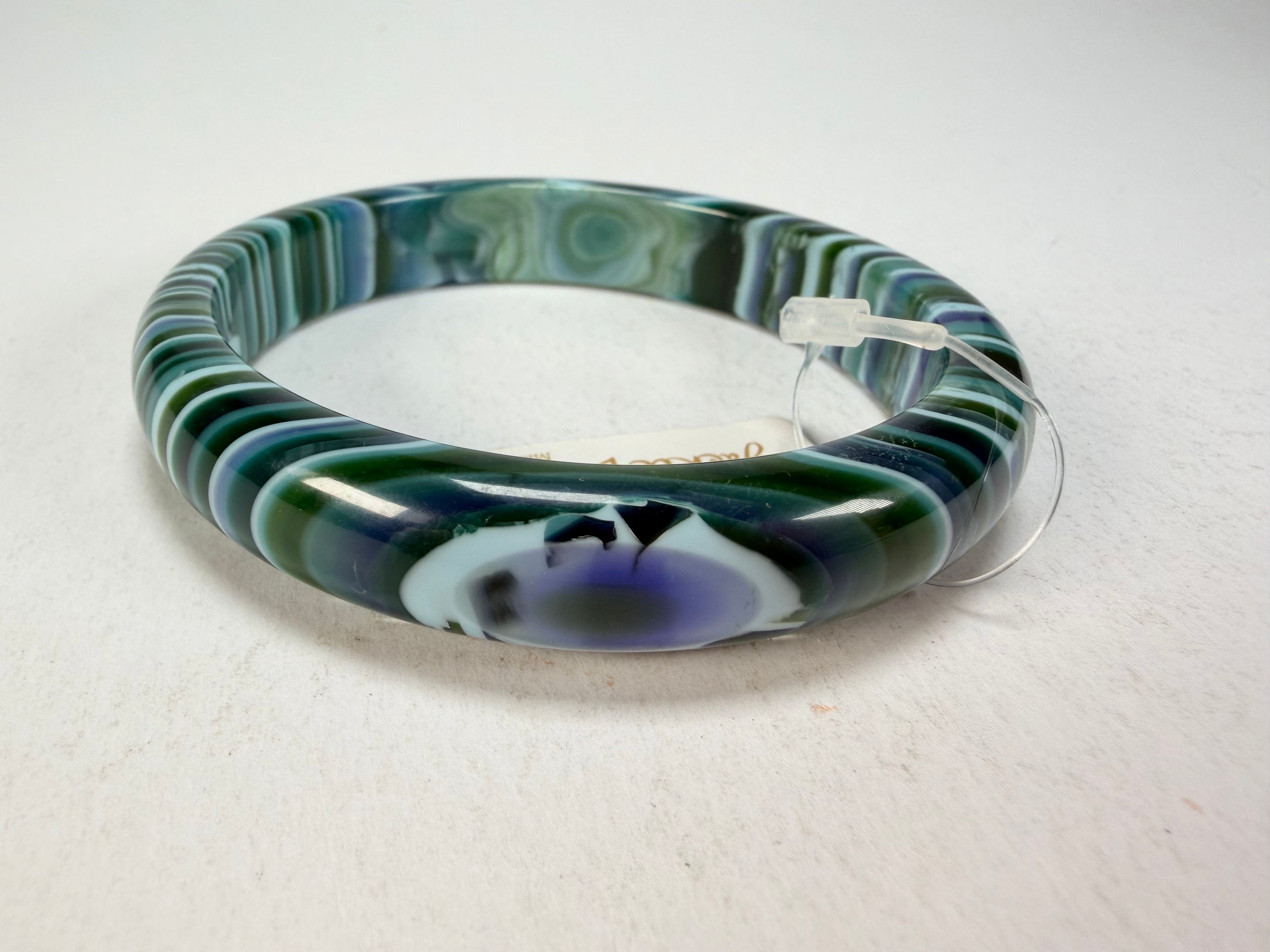 Jackie Brazil "Thin Cat Eye" Liquorice Allsorts with Cat Eye Blue Mix 1.3cm Resin Bangle ( B1151 )