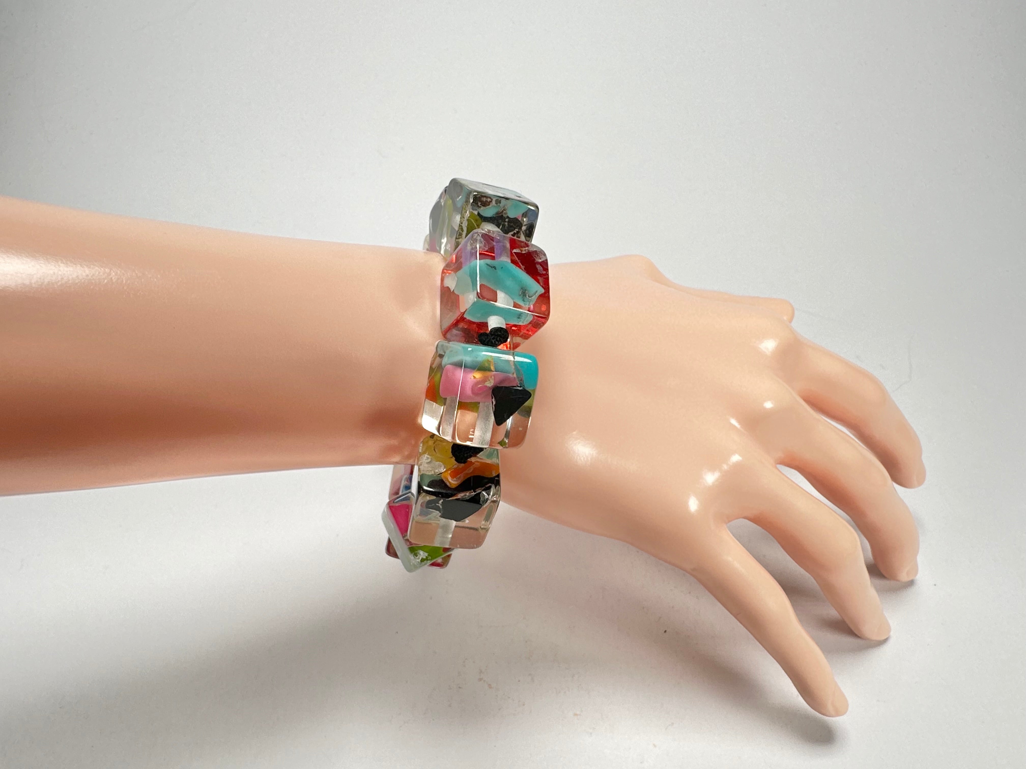Jackie Brazil "Cascade" Liquorice Small Cubes Bracelet ( B0224 )