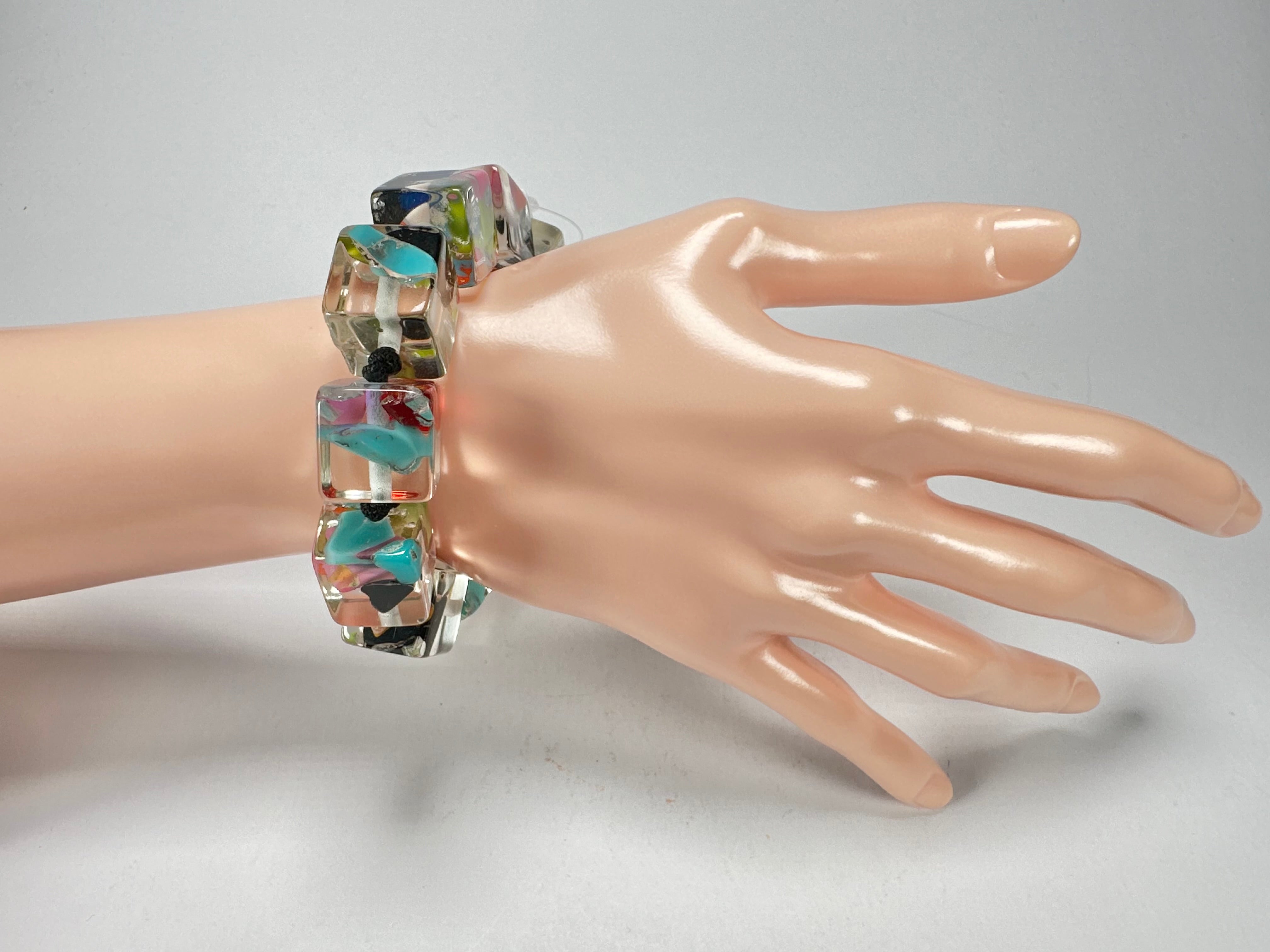 Jackie Brazil "Cascade" Liquorice Small Cubes Bracelet ( B0224 )