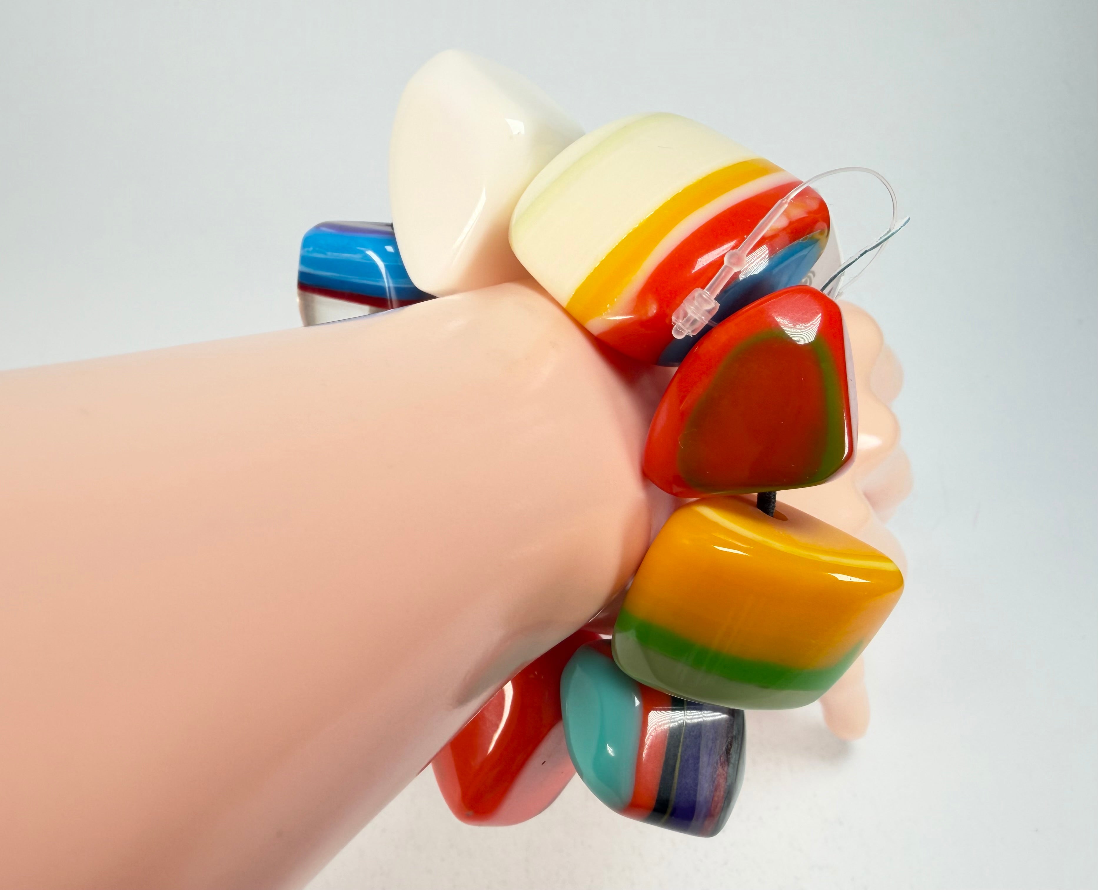 Jackie Brazil "8 PZS" Pop Art Natural Large Stones Elasticated Bracelet ( B0374 )