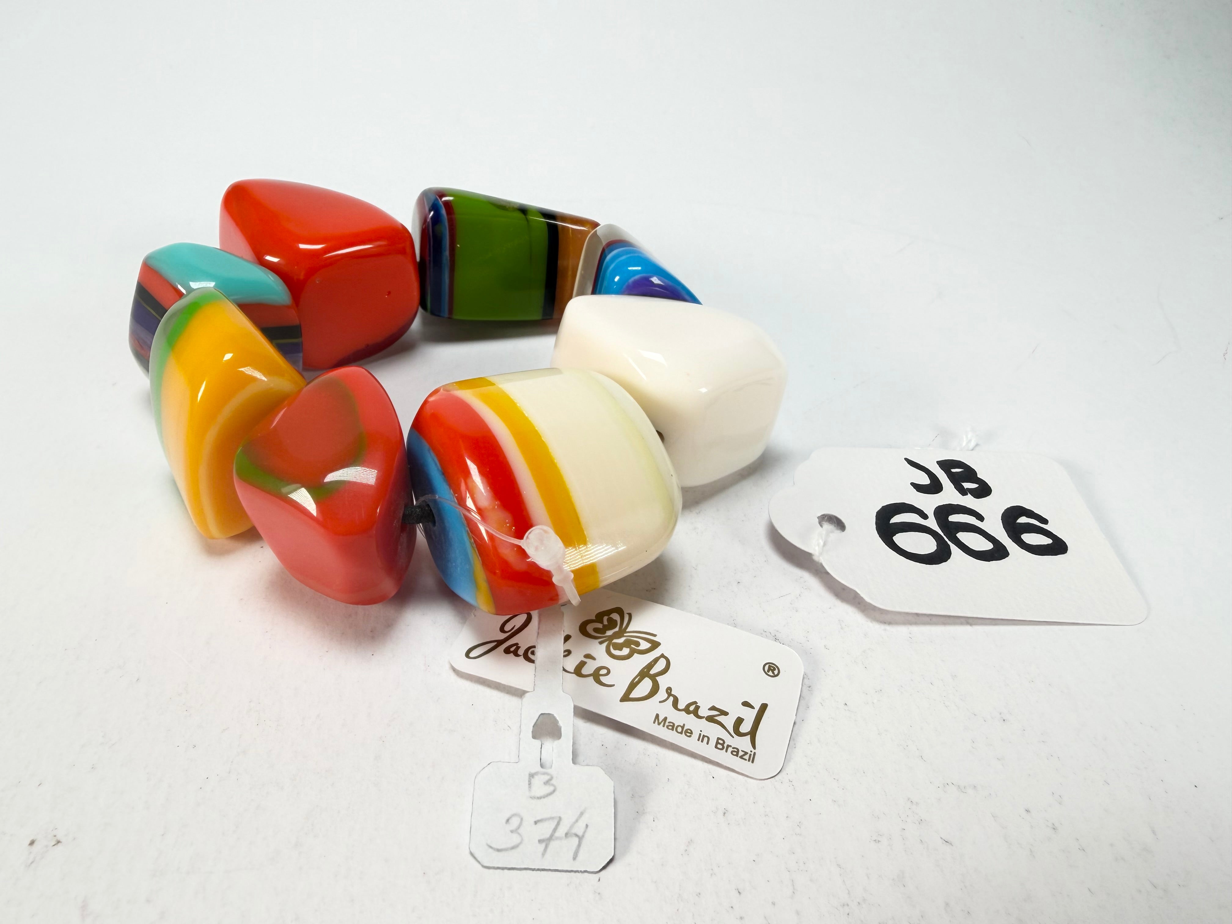 Jackie Brazil "8 PZS" Pop Art Natural Large Stones Elasticated Bracelet ( B0374 )