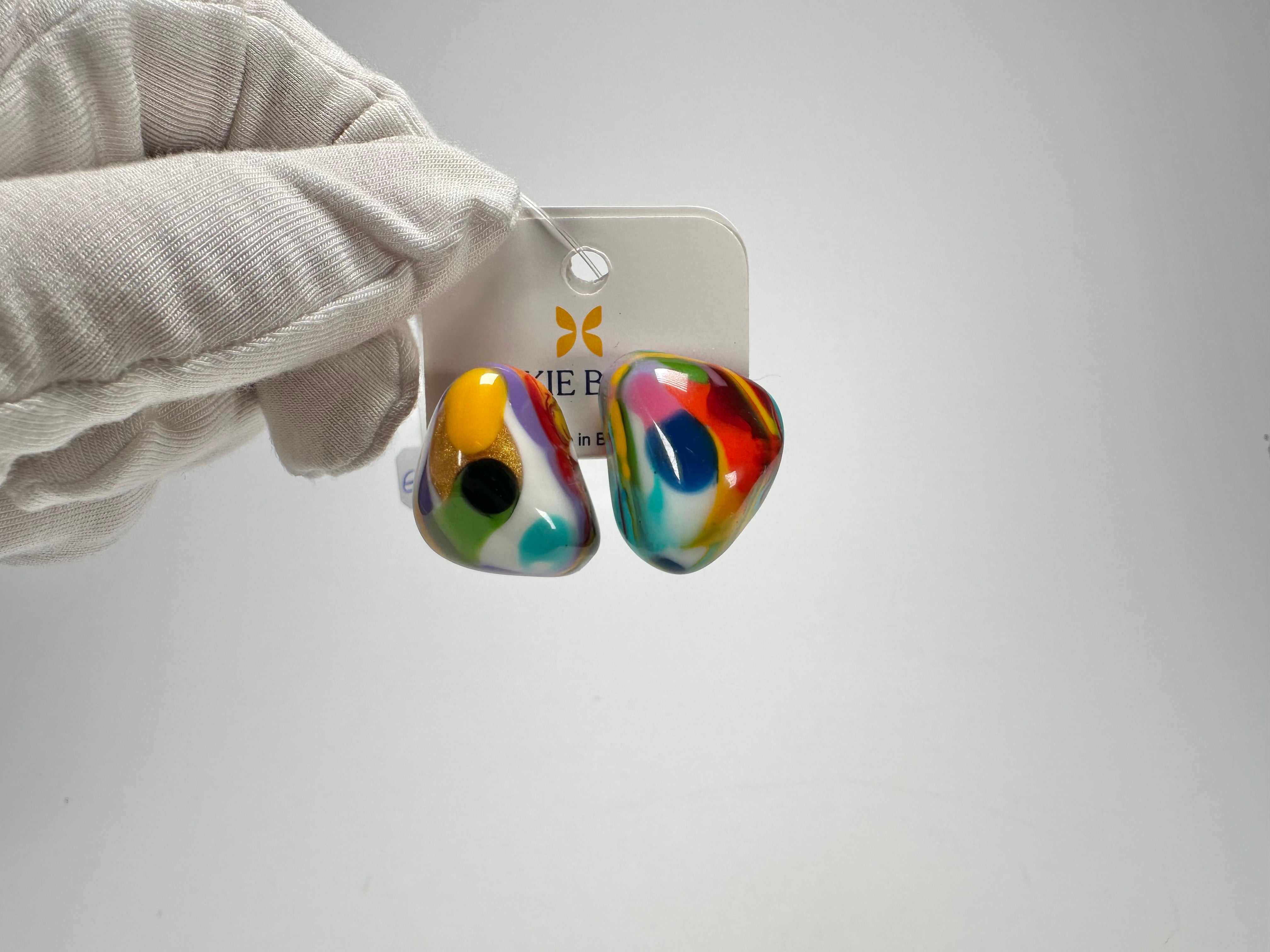 Jackie Brazil "Baby" Kandinsky Stone On Pin Resin Earrings ( E0045 )