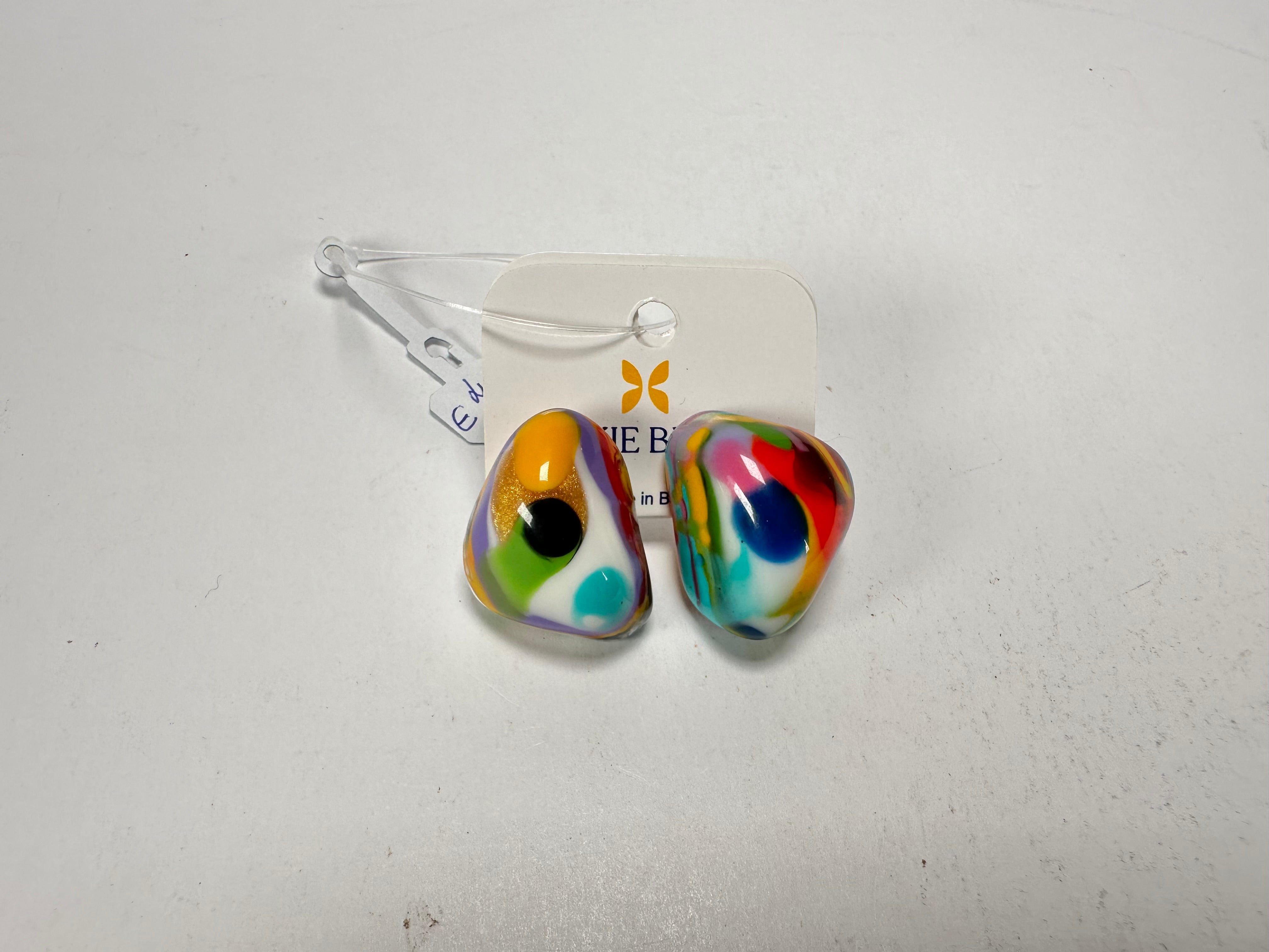 Jackie Brazil "Baby" Kandinsky Stone On Pin Resin Earrings ( E0045 )