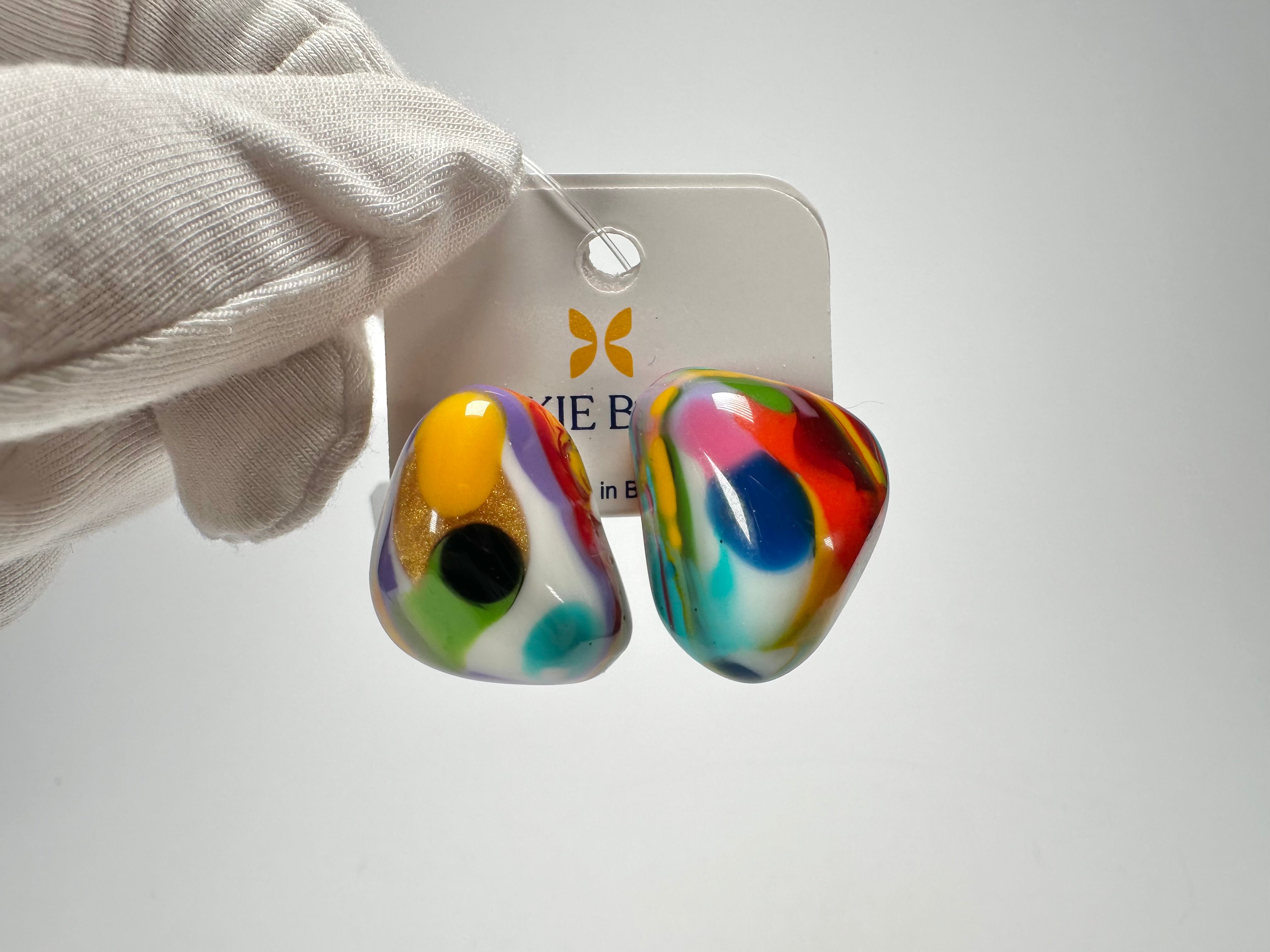 Jackie Brazil "Baby" Kandinsky Stone On Pin Resin Earrings ( E0045 )