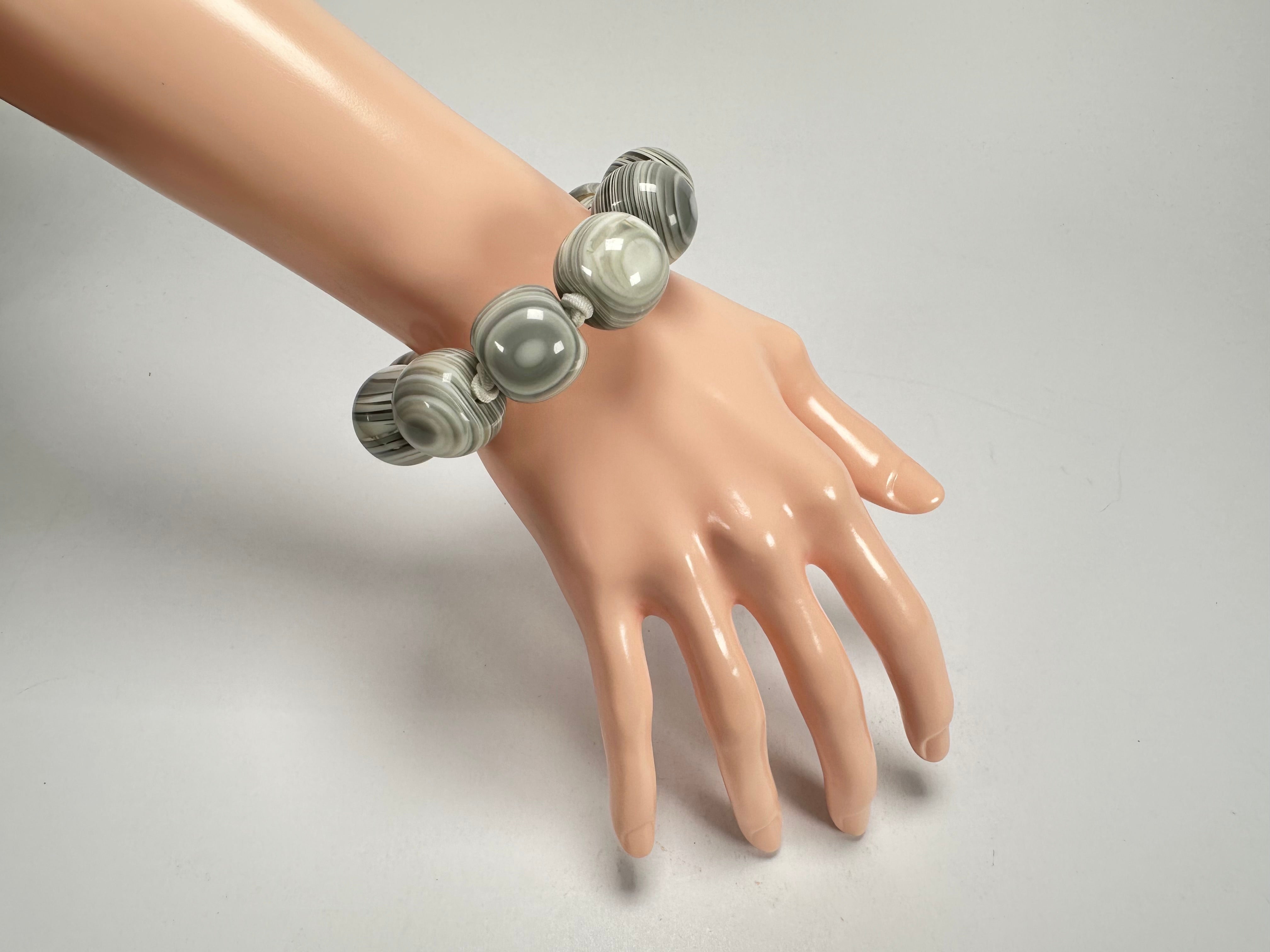 Jackie Brazil "Cat Eyes" Liquorice Allsorts Balls Cream Mix Resin Bracelet ( B0885 )
