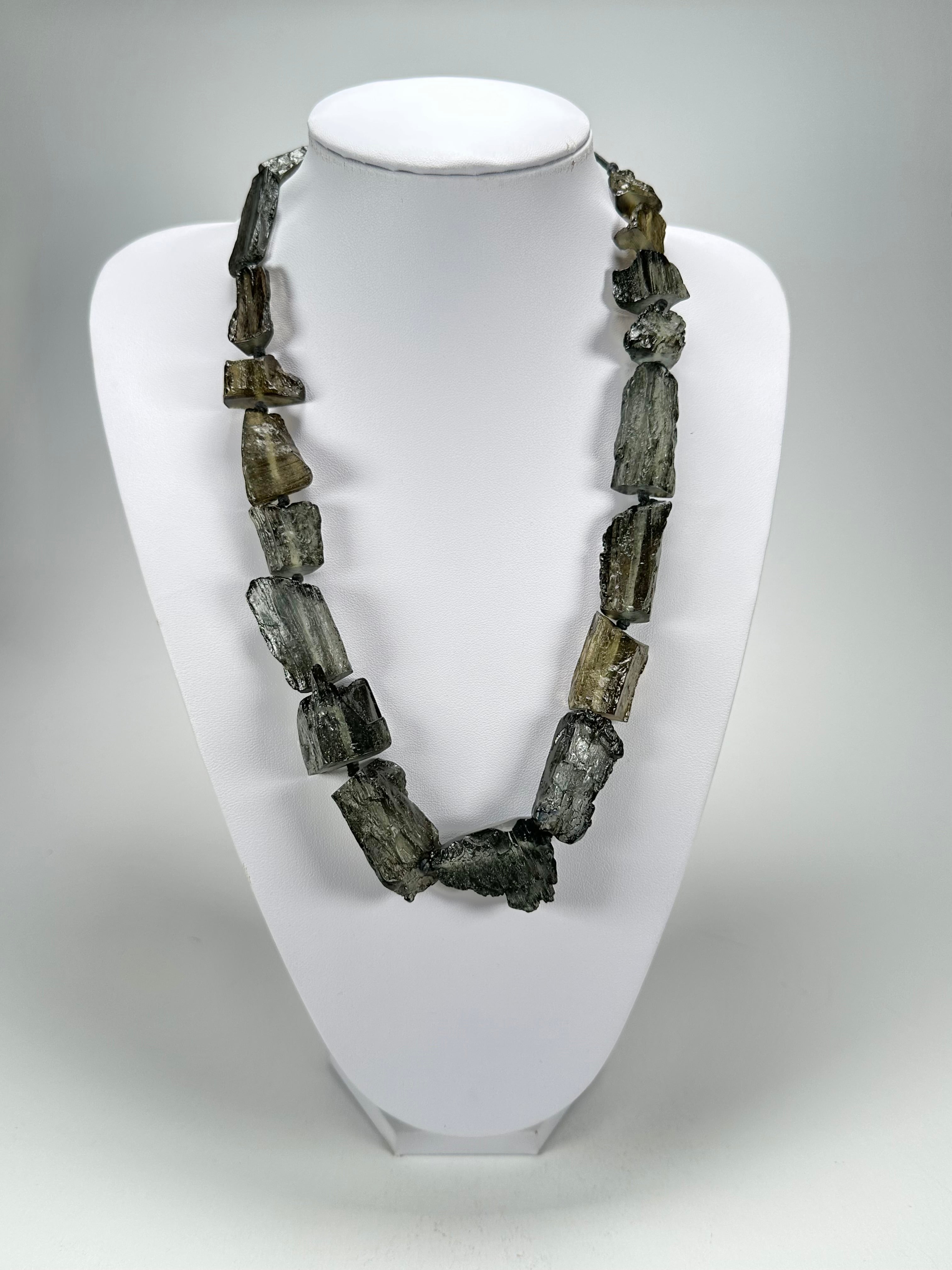 Jackie Brazil "Smoked Crystal" Charcoal Pieces Resin Necklace on Cord 45cm ( N2724 )