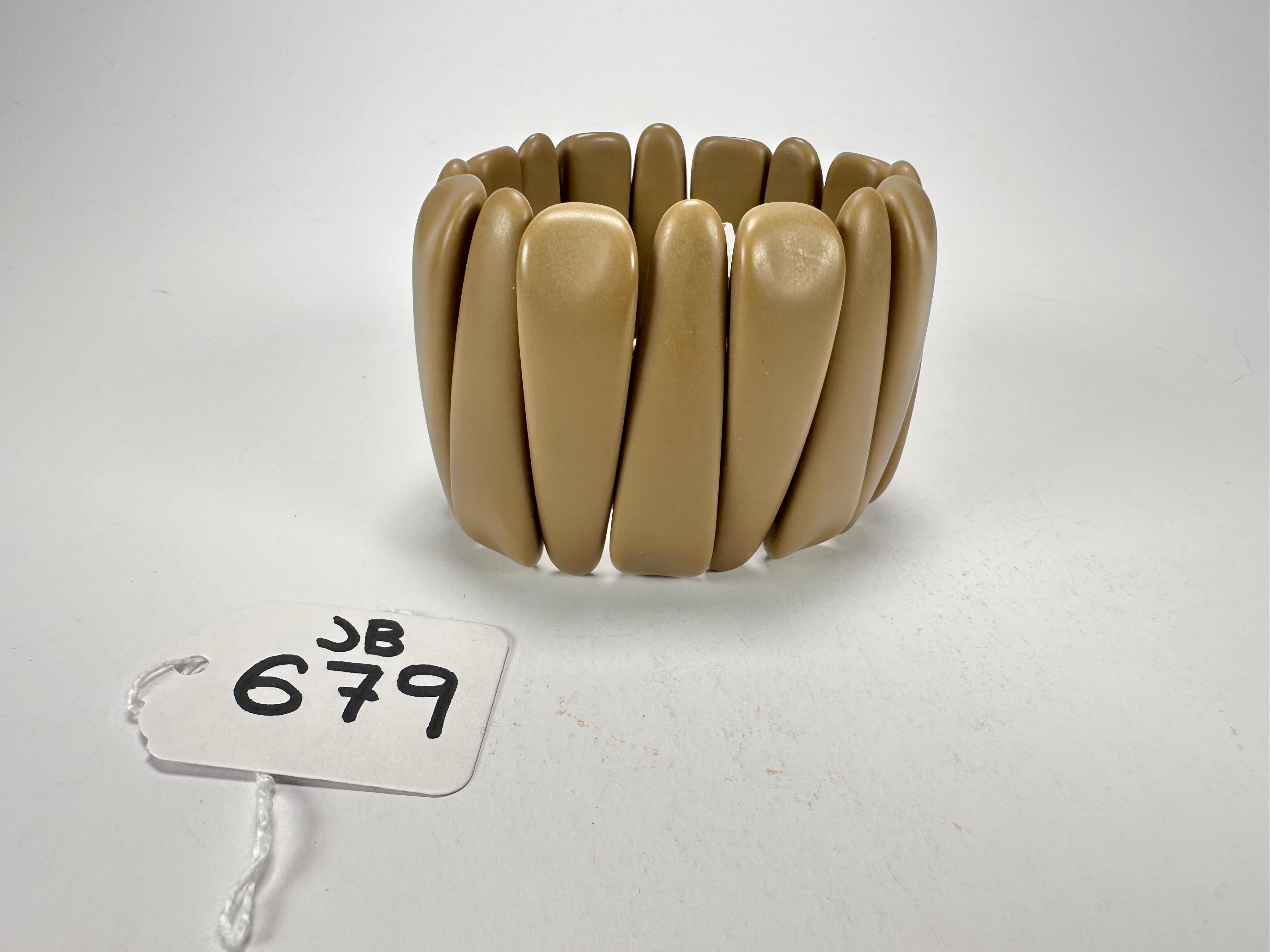Jackie Brazil "Tulip" Brown Matte Elasticated Bracelet ( B0026 )