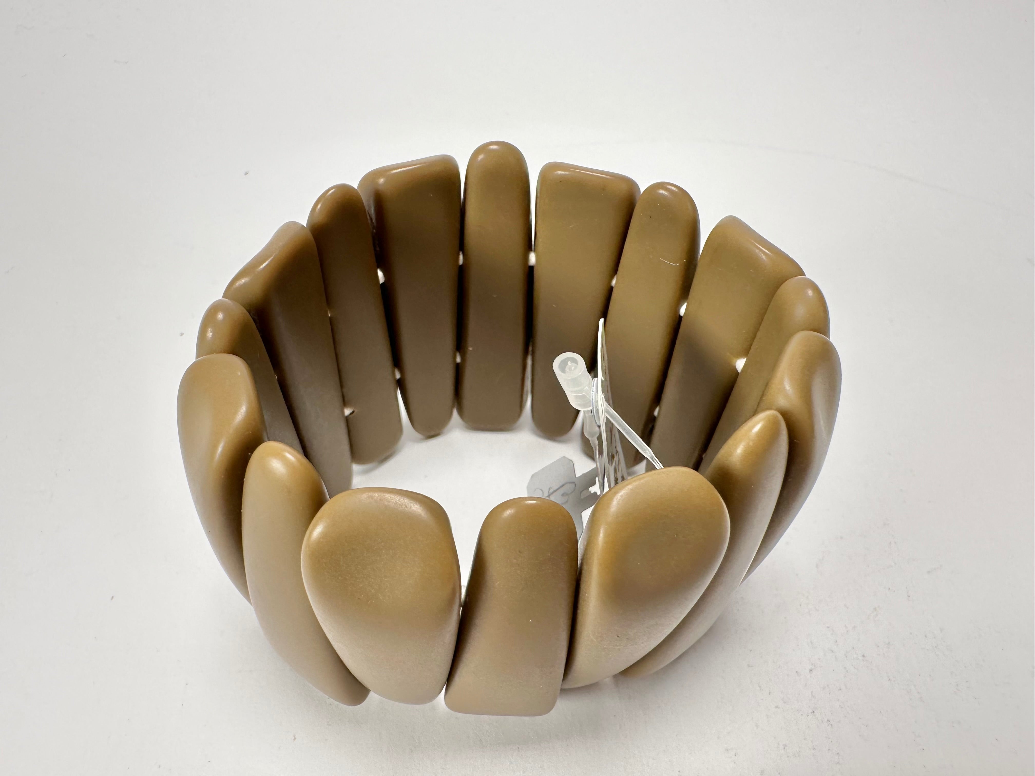 Jackie Brazil "Tulip" Brown Matte Elasticated Bracelet ( B0026 )