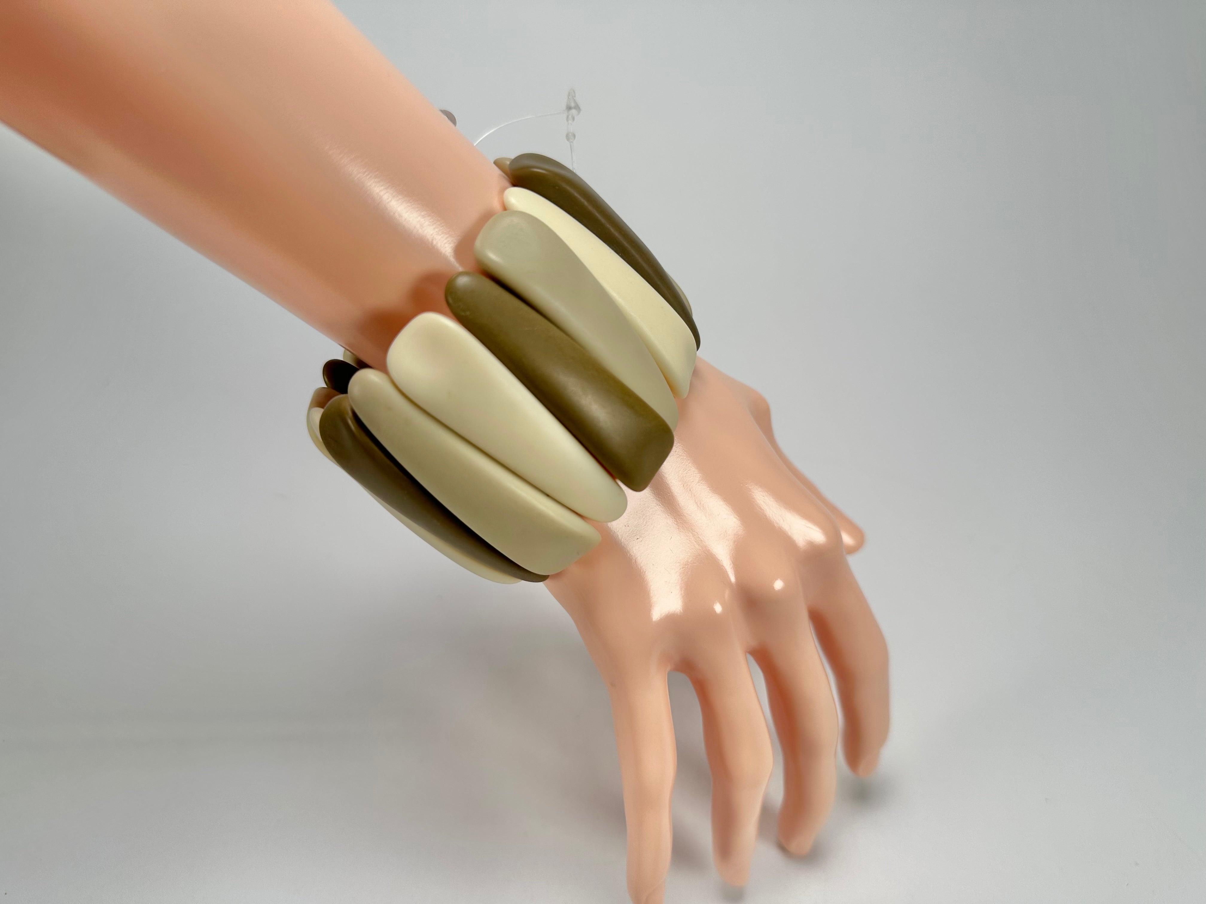 Jackie Brazil "Tulip" Boheme Elasticated Bracelet ( B0026 )