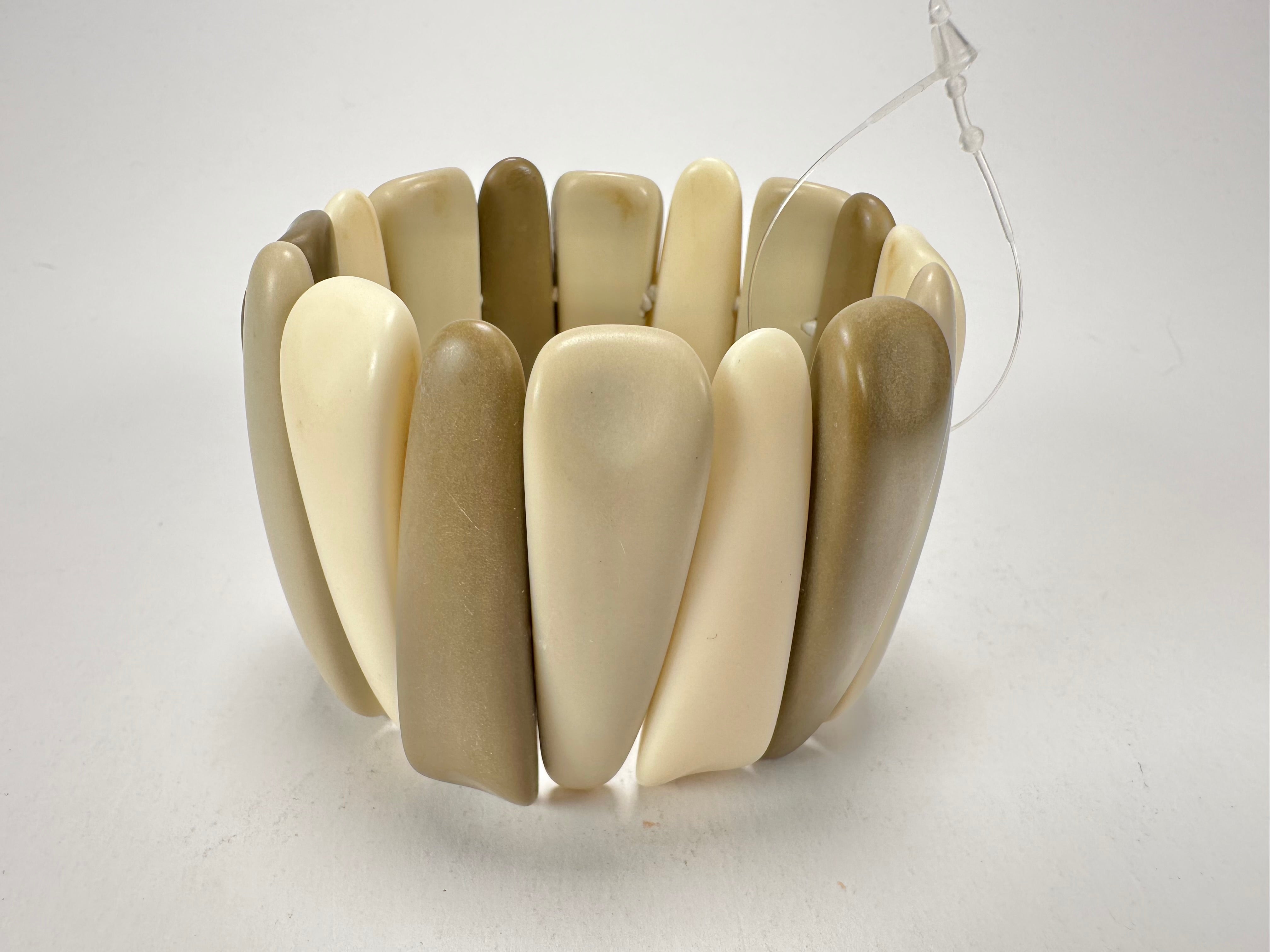 Jackie Brazil "Tulip" Boheme Elasticated Bracelet ( B0026 )