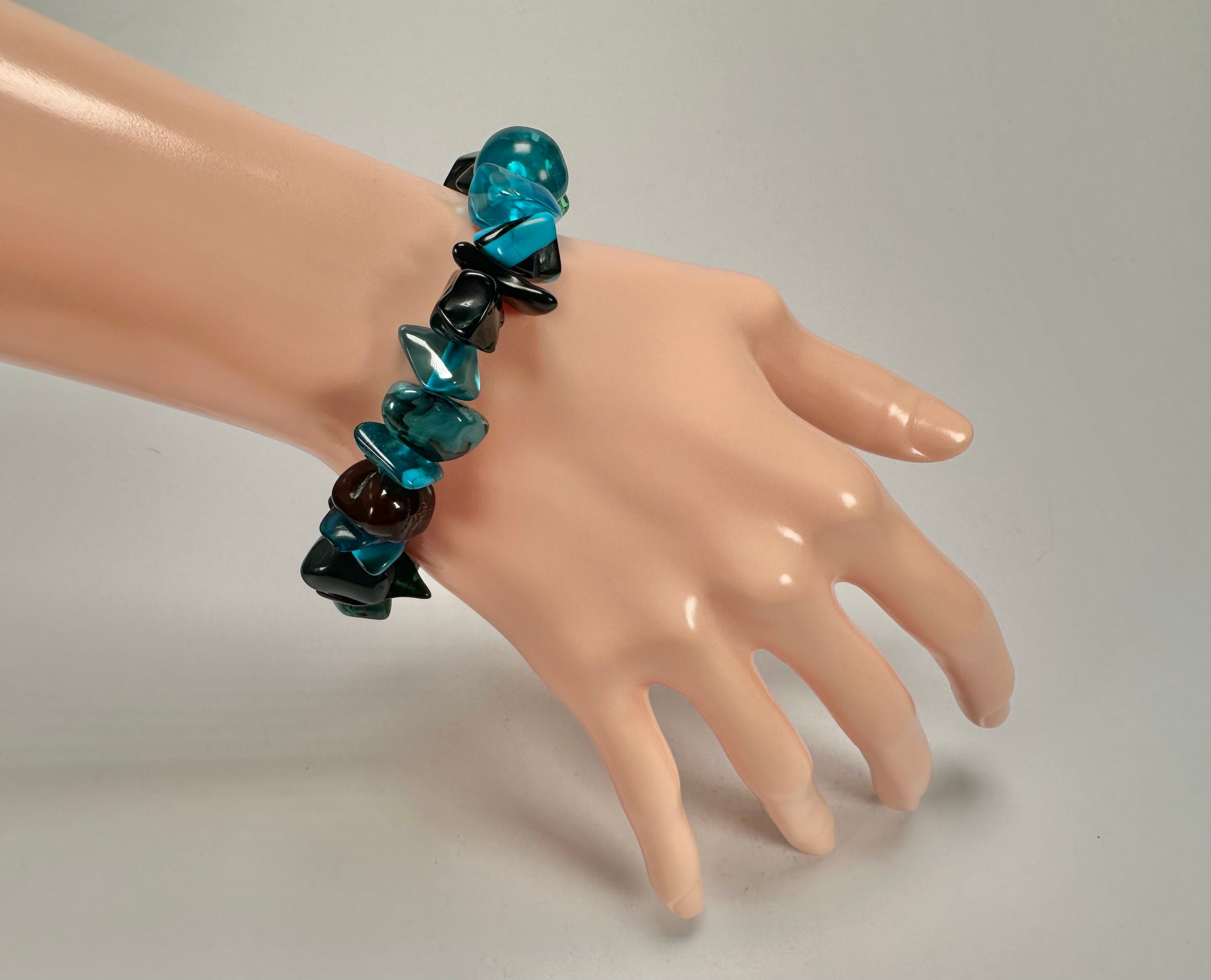 Jackie Brazil "Orient Express" 1 Strand Small Light Blue Mix Beads on Elastic Resin Bracelet ( B3547 )