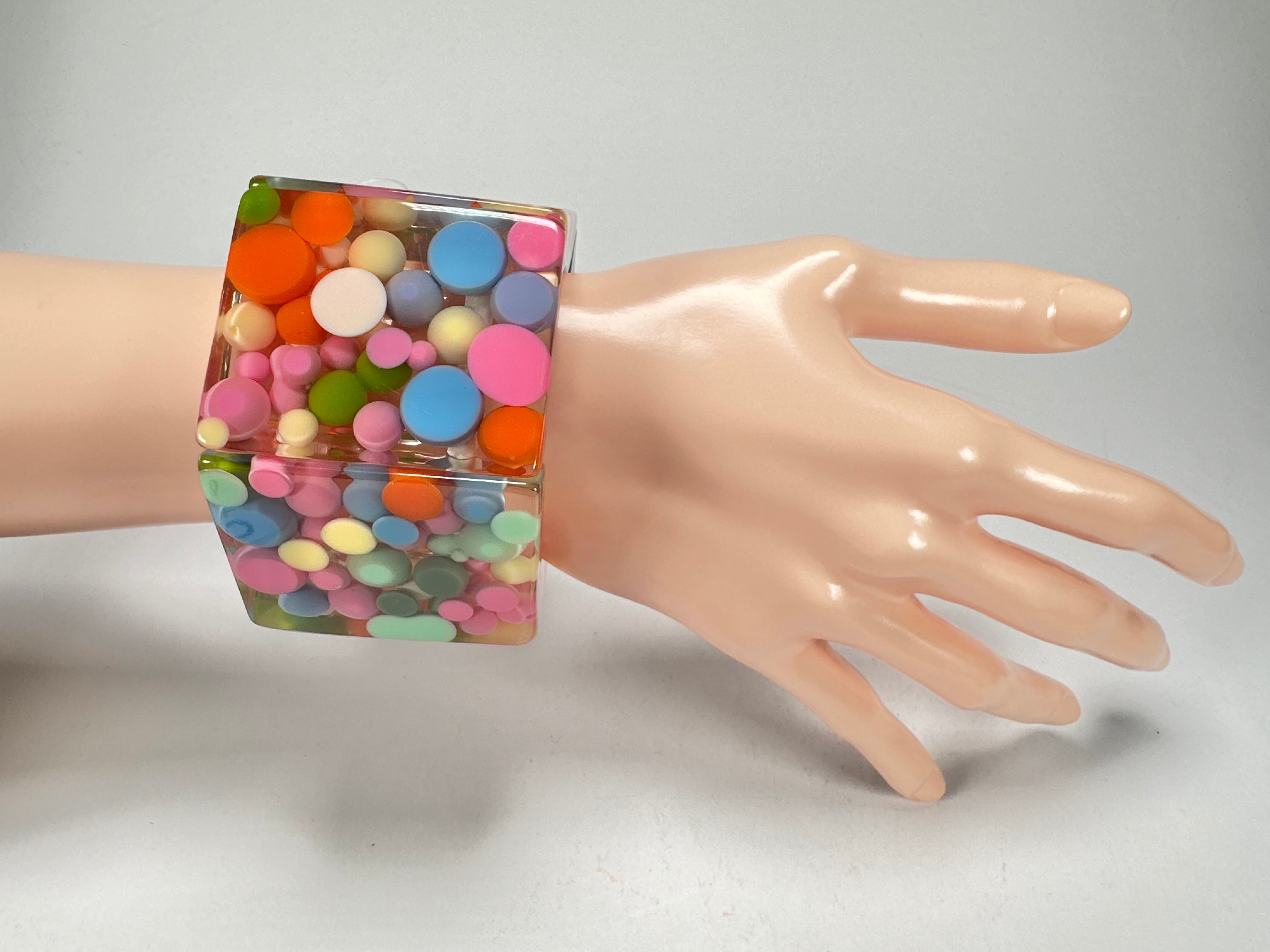 Jackie Brazil "Sabrina" Spots Hexagonal Elasticated 5cm Bracelet ( B2522 )