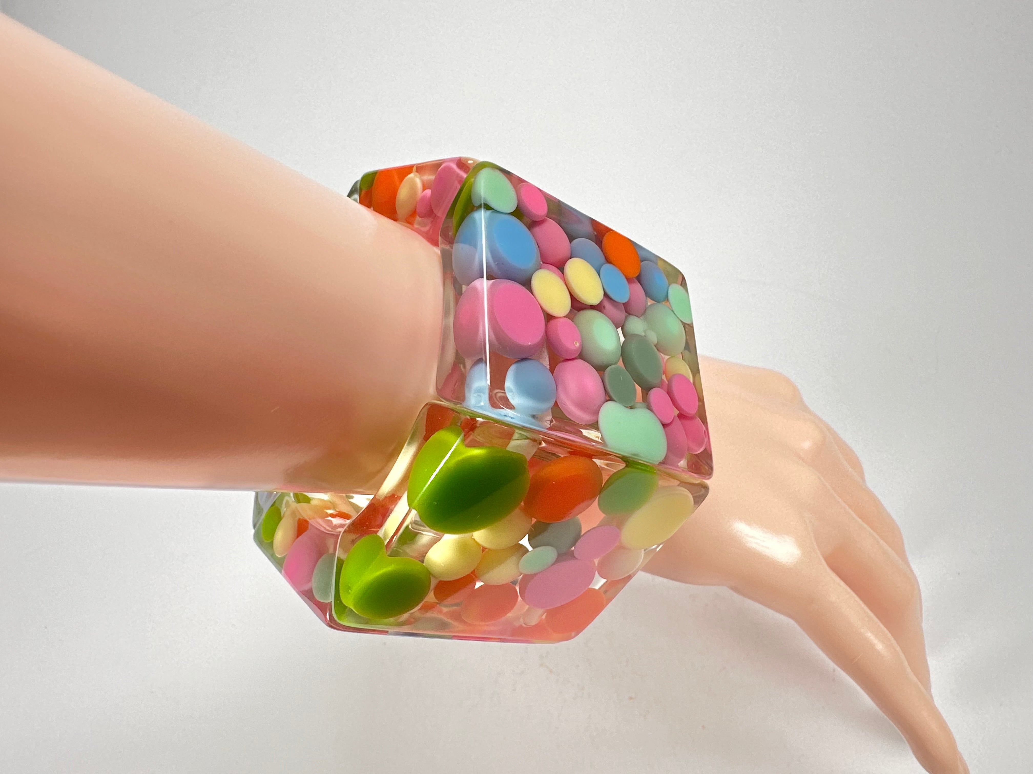 Jackie Brazil "Sabrina" Spots Hexagonal Elasticated 5cm Bracelet ( B2522 )